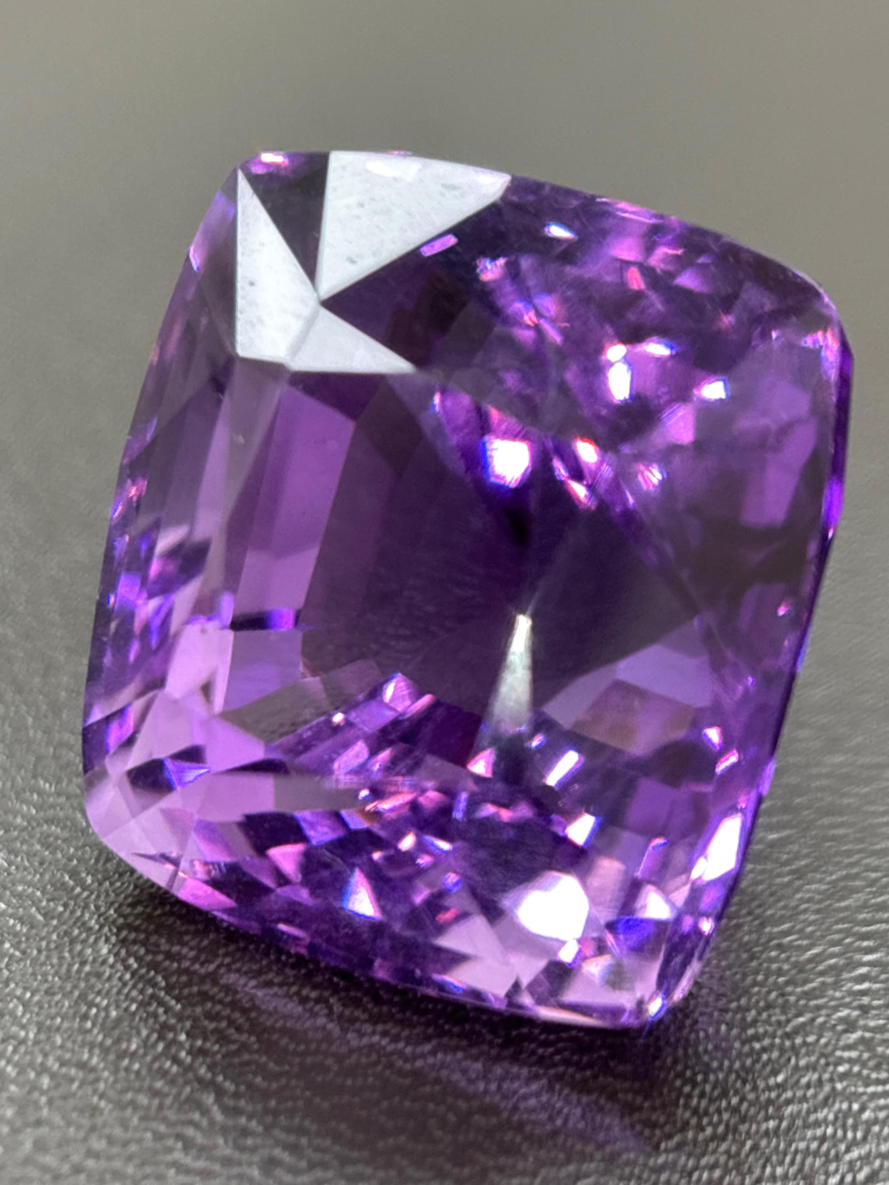 Natürlicher 45,65 Karat Burma- Amethyst ohne Hitze, natürlich für Damen oder Herren im Angebot