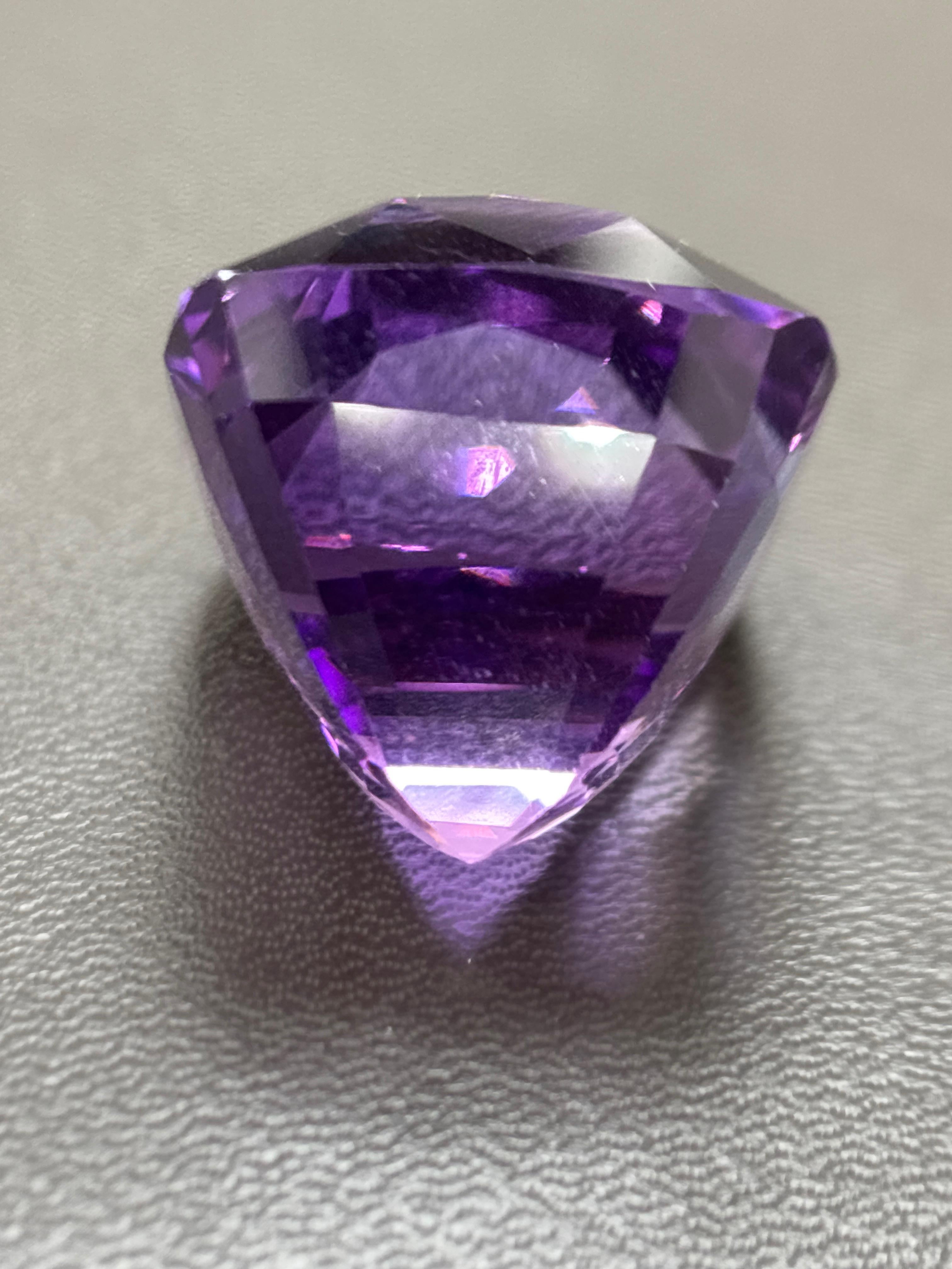 Natürlicher 45,65 Karat Burma- Amethyst ohne Hitze, natürlich im Angebot 1