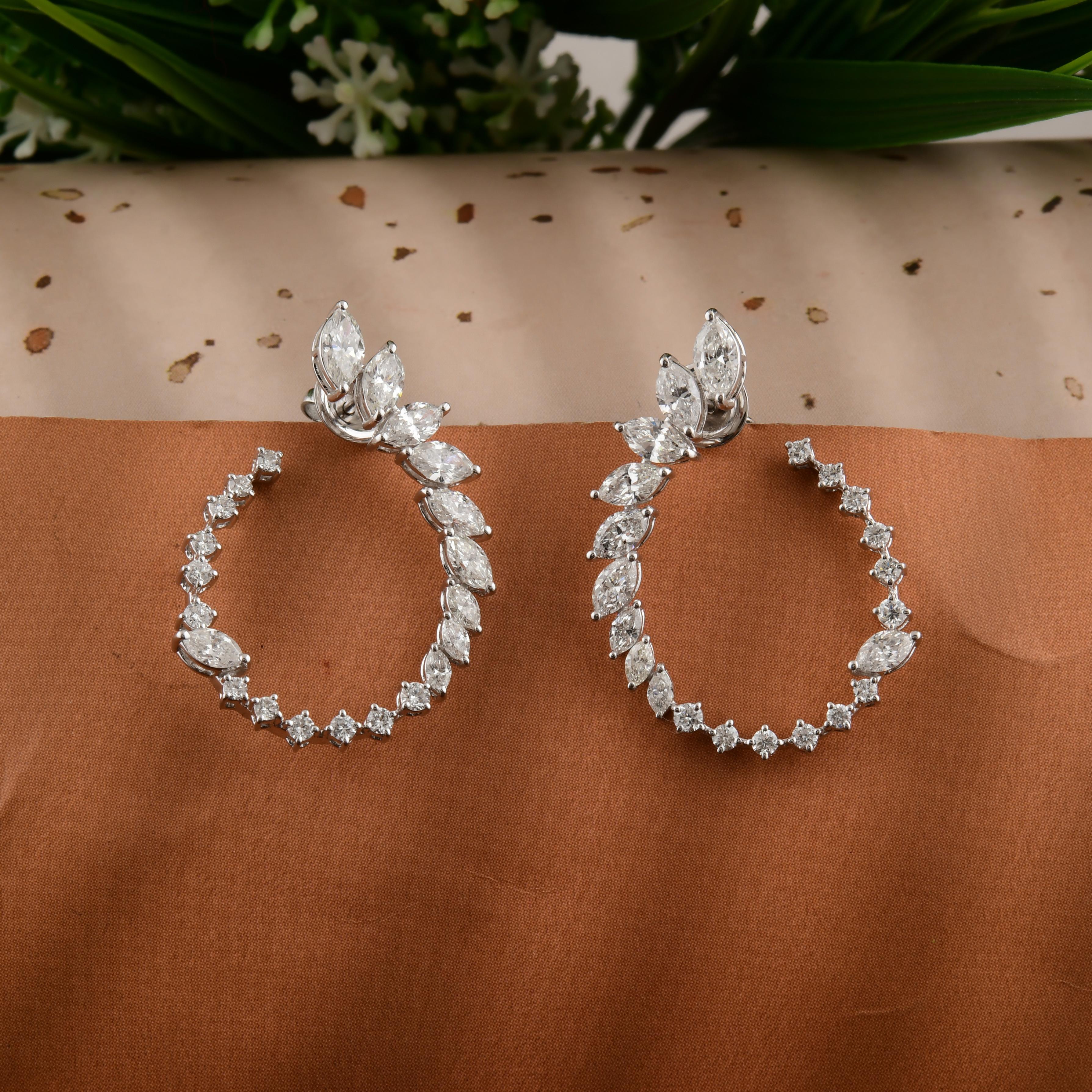 Taglio marquise Orecchini a cerchio con diamanti naturali da 4,5 carati SI/H in oro bianco 14 carati Tutte le tariffe sono pagate in vendita