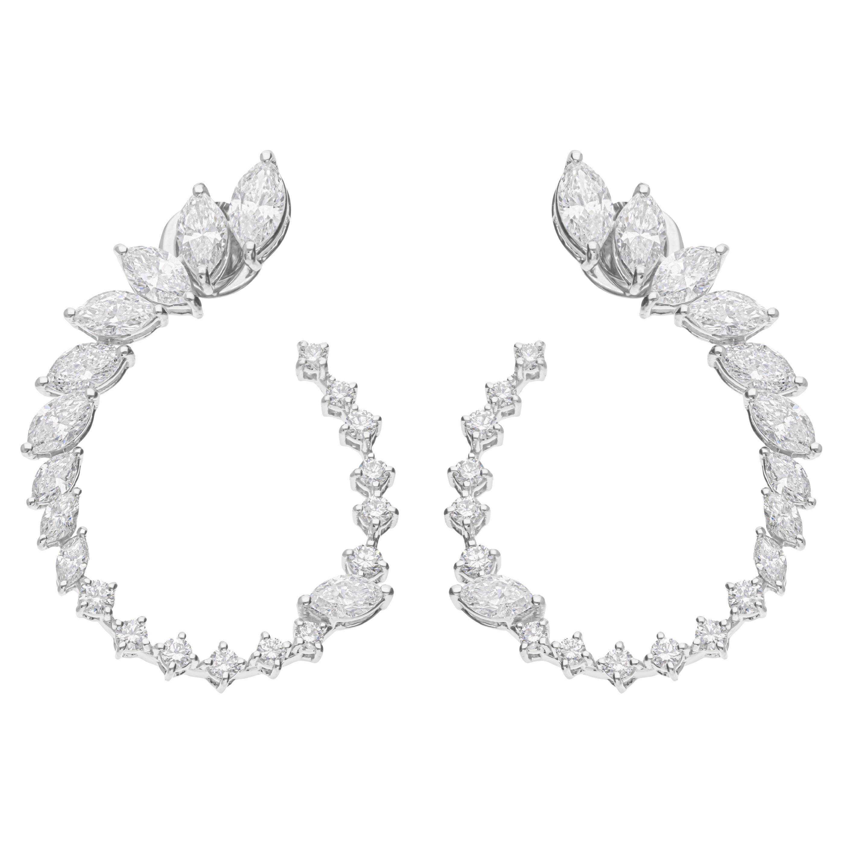 Orecchini a cerchio con diamanti naturali da 4,5 carati SI/H in oro bianco 14 carati Tutte le tariffe sono pagate