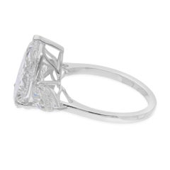 Anillo natural de tres piedras con diamantes en forma de pera SI/H de 4,62 quilates y oro blanco de 14 quilates