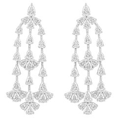 Nature 4,65 Ct. Orecchini a lampadario con diamanti a forma di pera SI/H in oro bianco 18 carati