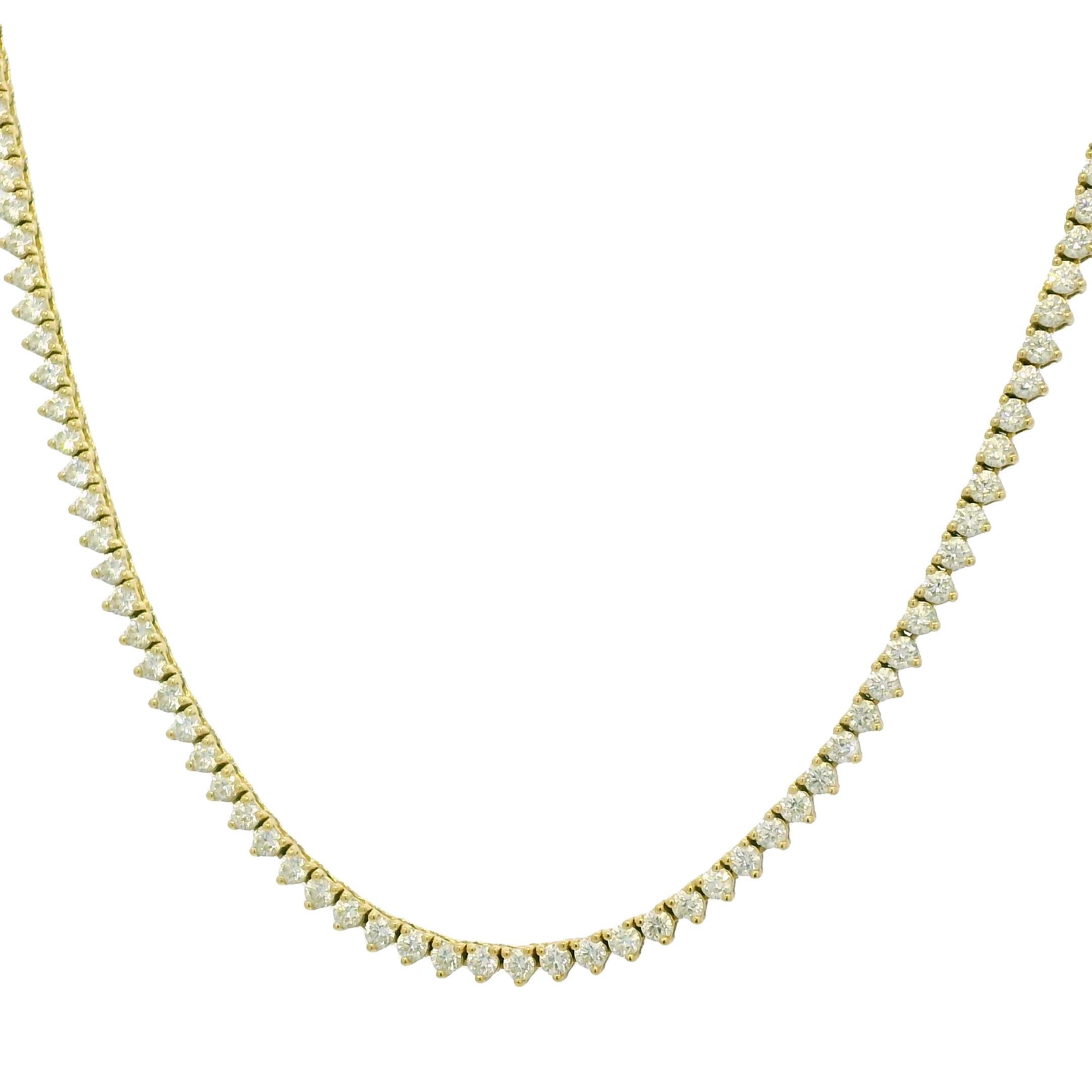 Natural 4.79 Carat Diamond 14-Karat 3-Prong Tennis Necklace En Stock en venta 1