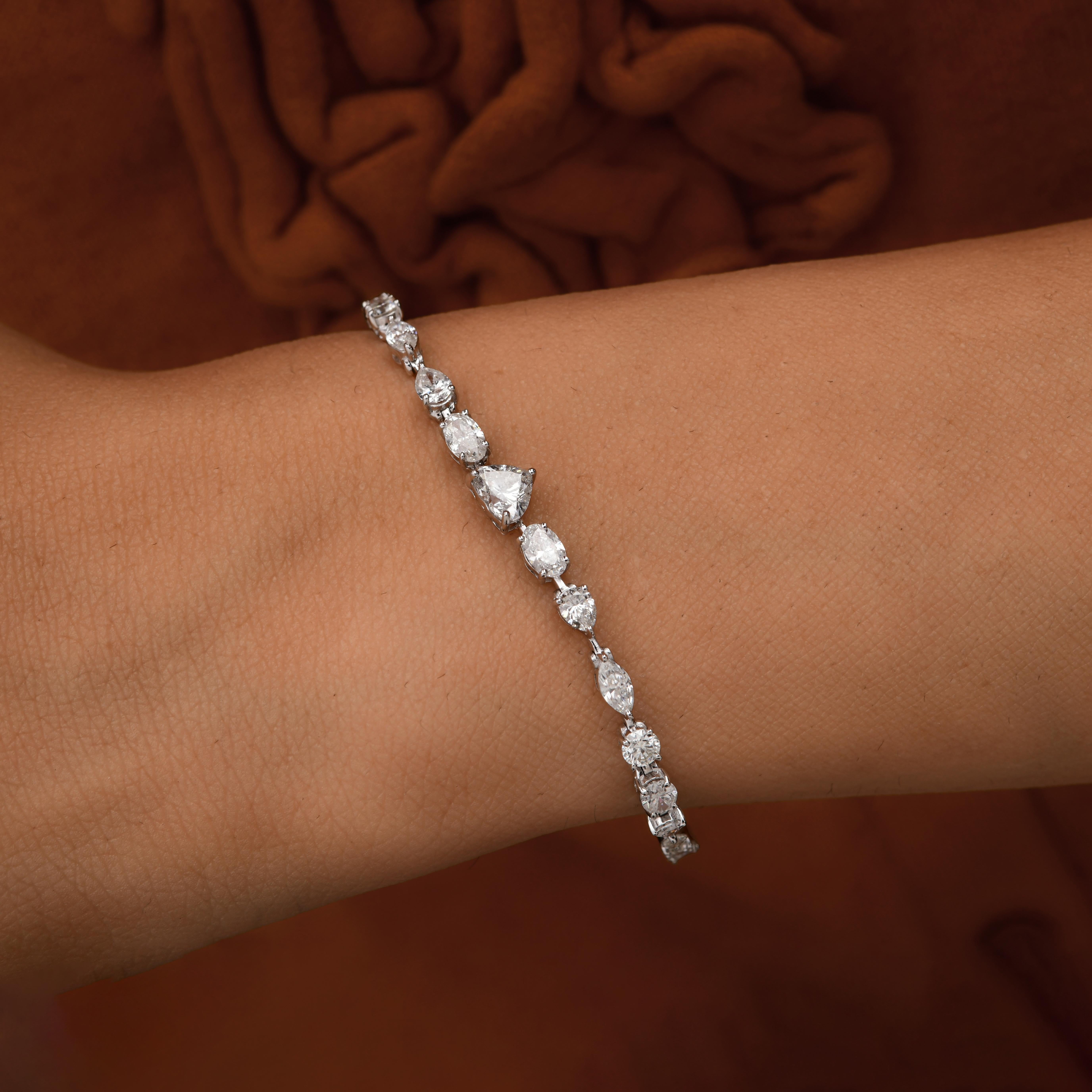 Bracciale con diamanti naturali a forma multipla da 4,80 carati SI/H in oro bianco 14 carati in vendita 1