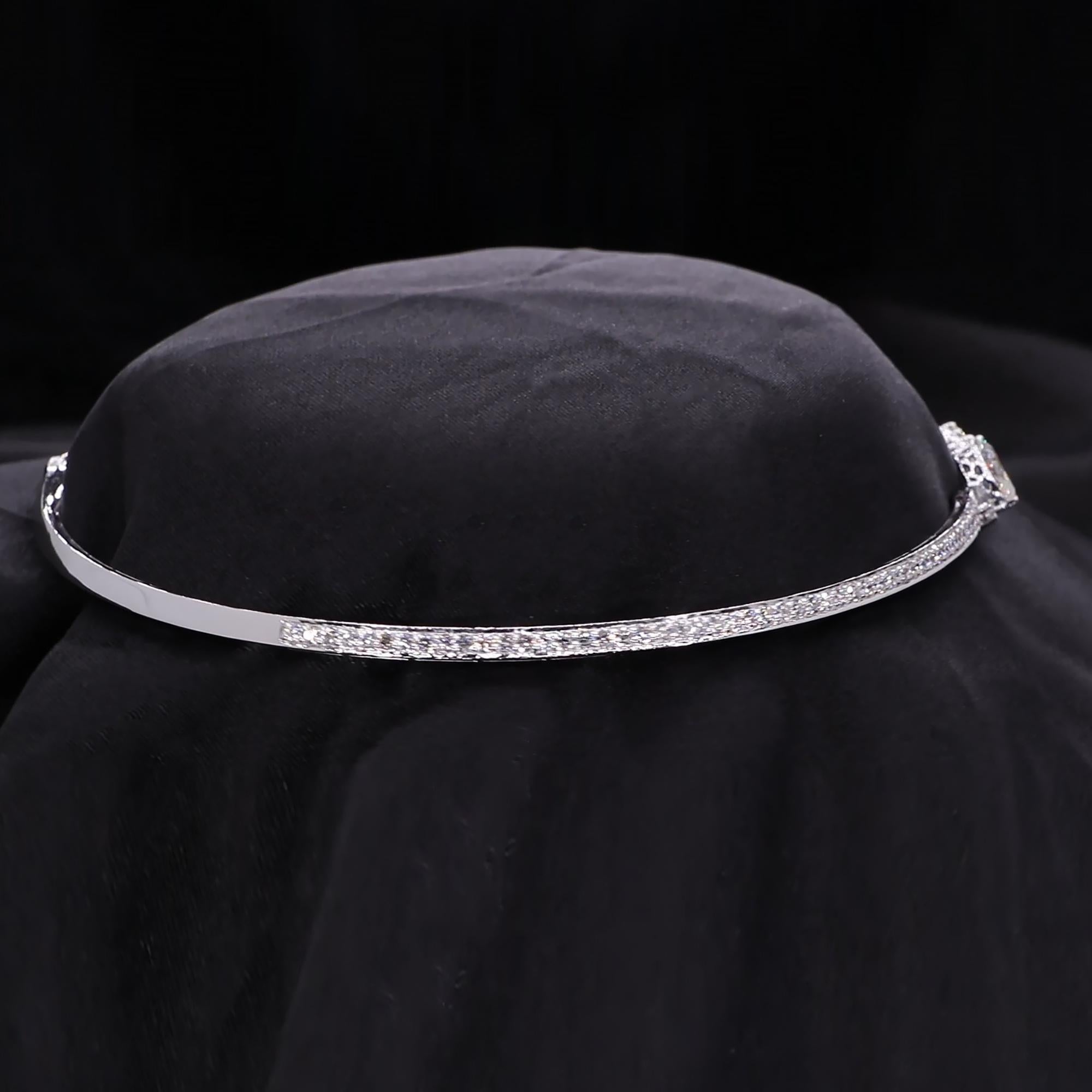 Modern Natural 4.90 Carat Diamond Open Choker Necklace 14 Karat White Gold Fine Jewelry For Sale