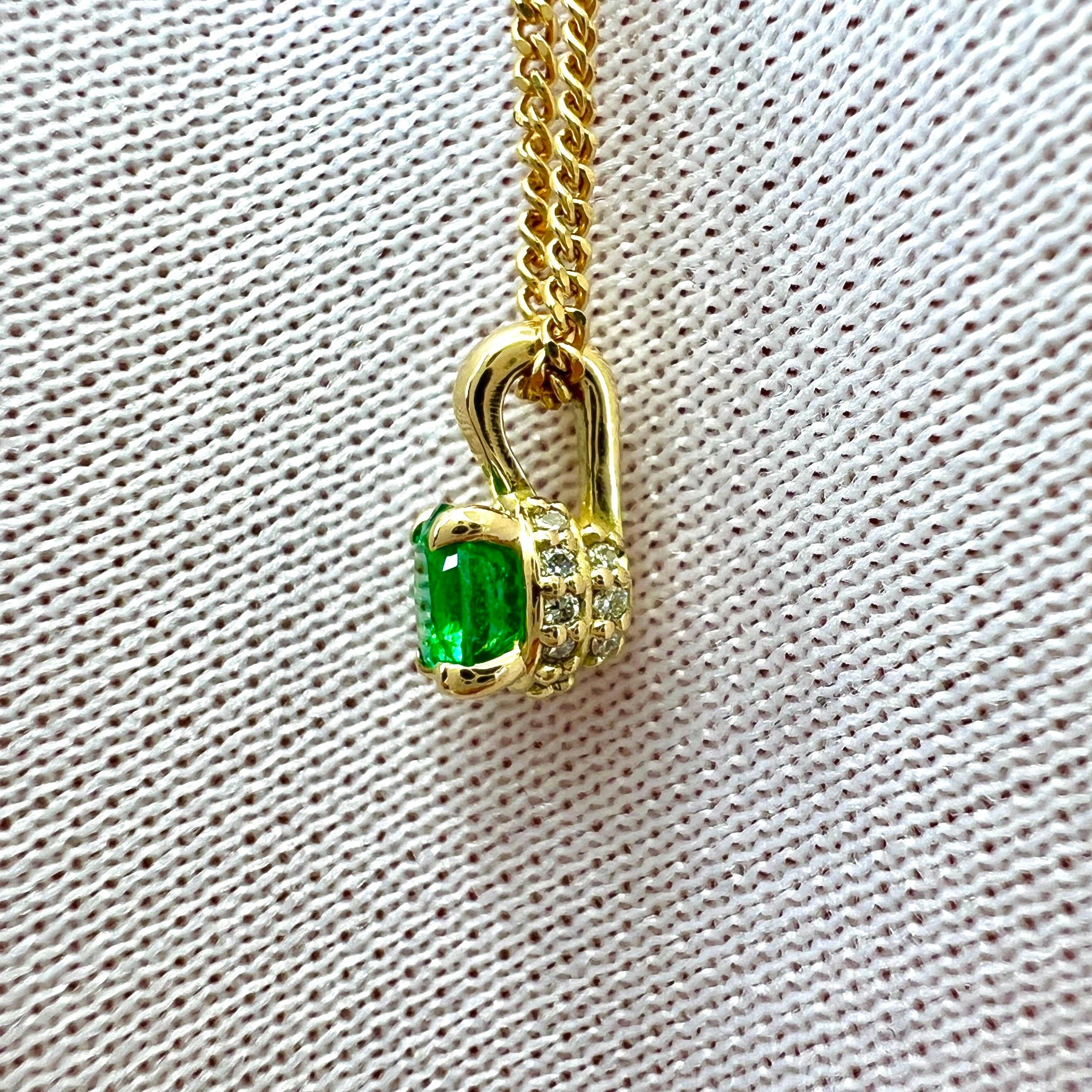 Women's or Men's Natural 4mm Vivid Green Round Cut Emerald Diamond 18k Gold Hidden Halo Pendant For Sale