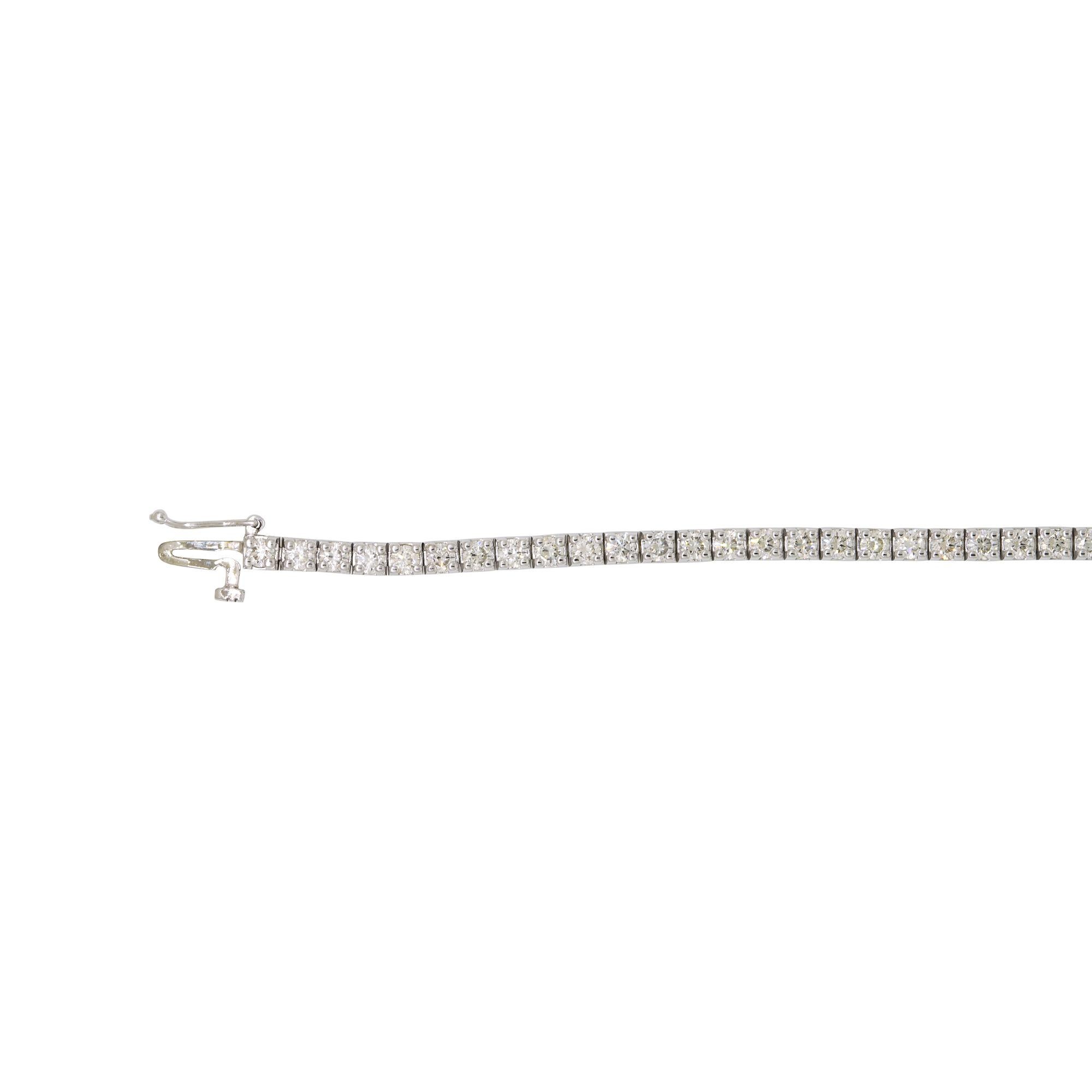 Taille ronde Nature 5 Carat Round Brilliant Cut Diamond 14-Karat Tennis Bracelet En Stock en vente