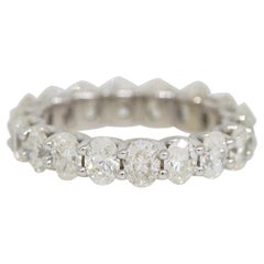 Natural 5.04 Carat Oval Cut Diamond 14-Karat Eternity Band In Stock