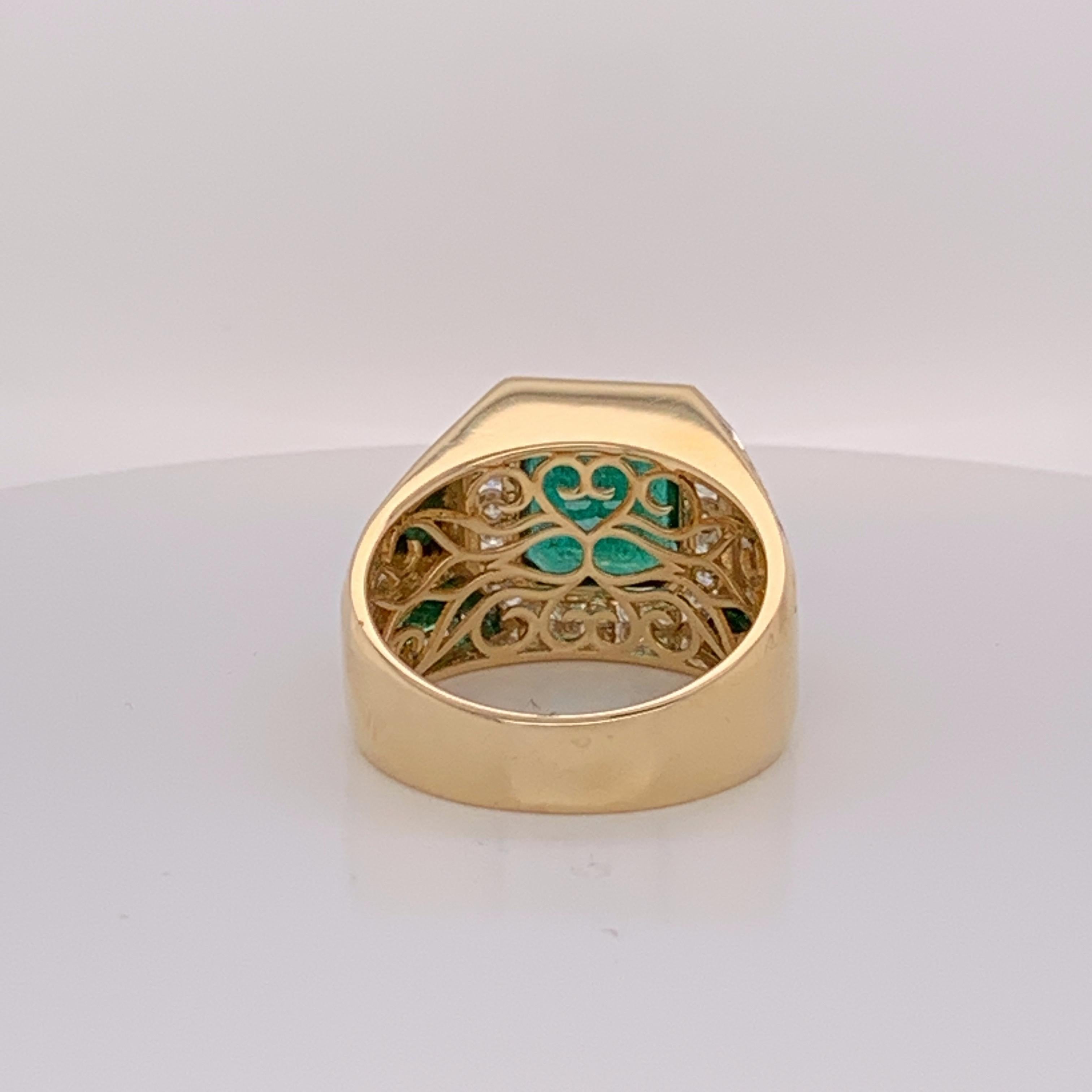 Emerald Cut Natural 5.14 Carat Emerald Men’s Ring Set in 14 Karat Gold