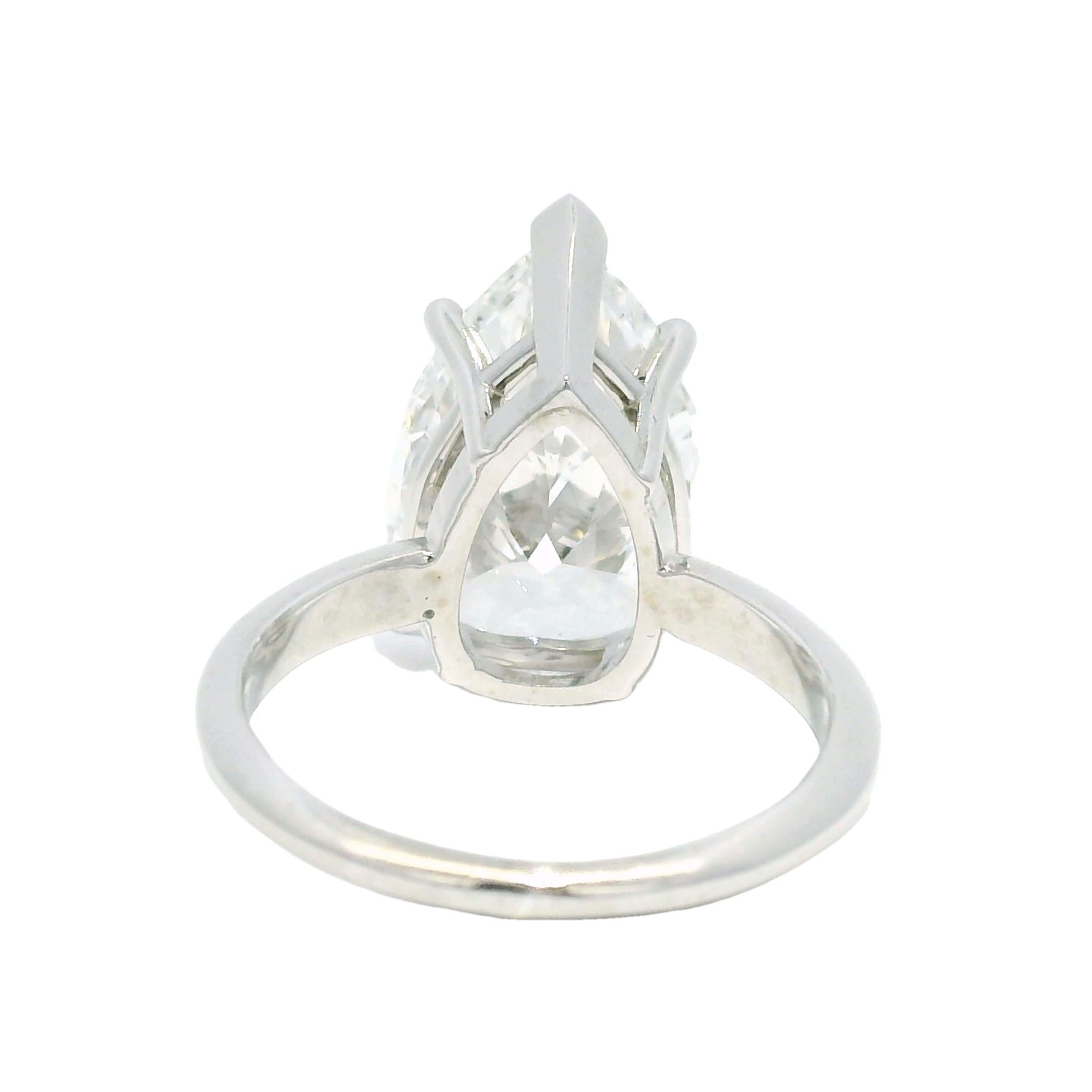 Natural 5.19 Carat Pear-Shape Diamond 14-Karat Engagement Ring In Stock For Sale 4
