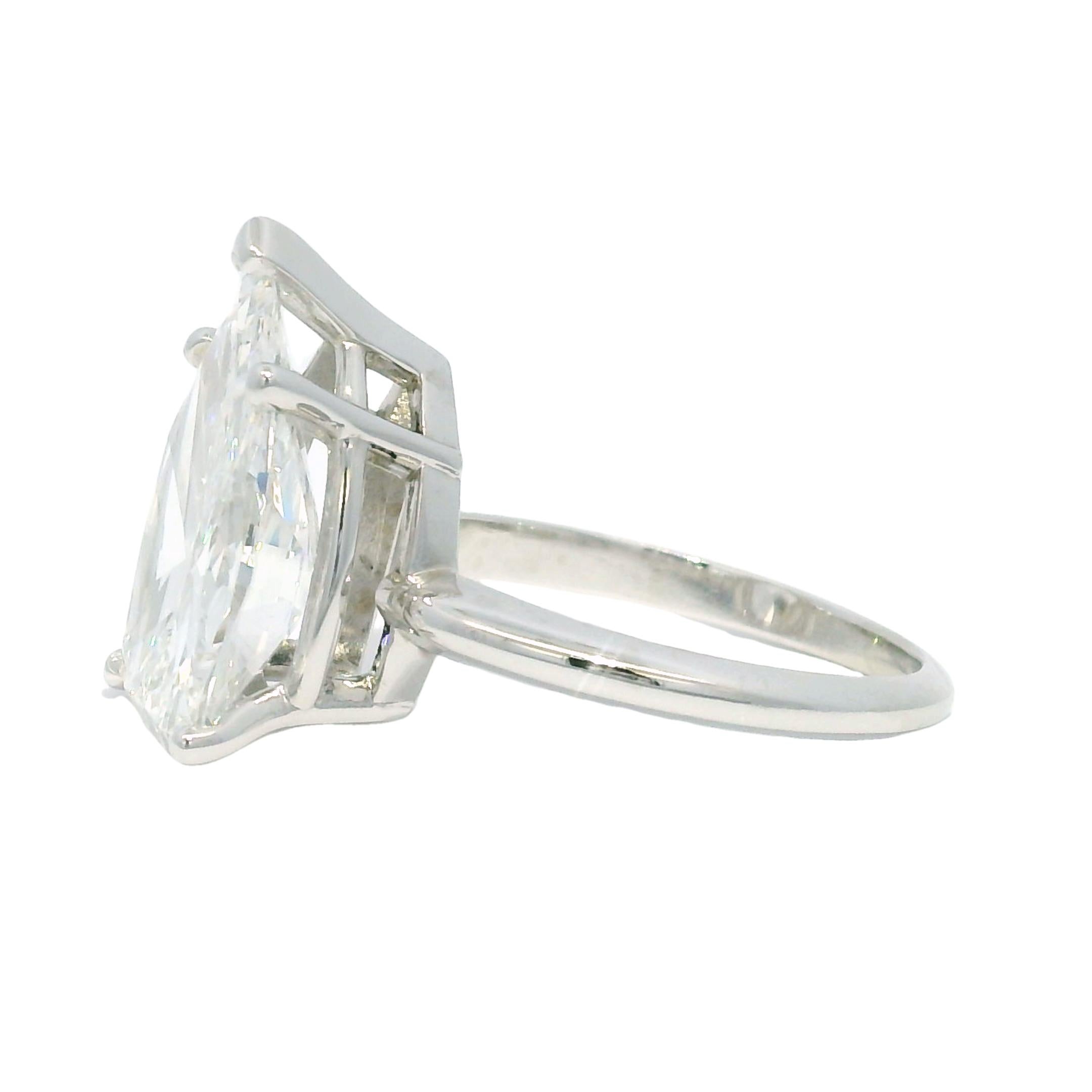 Natural 5.19 Carat Pear-Shape Diamond 14-Karat Engagement Ring In Stock For Sale 2