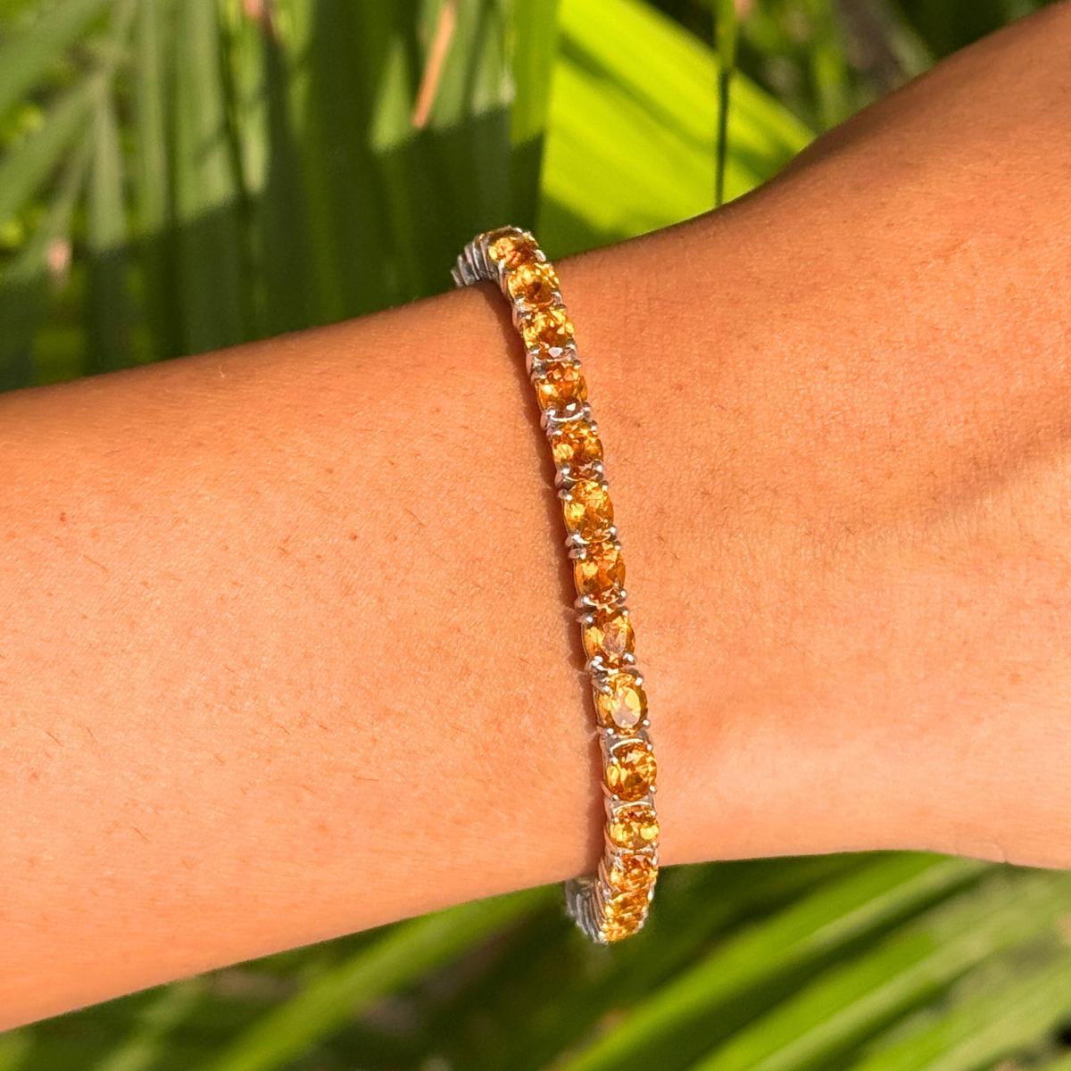Pulsera de tenis de corte ovalado con citrino natural de 5,20 CT en plata Joyas para mamás Corte oval en venta
