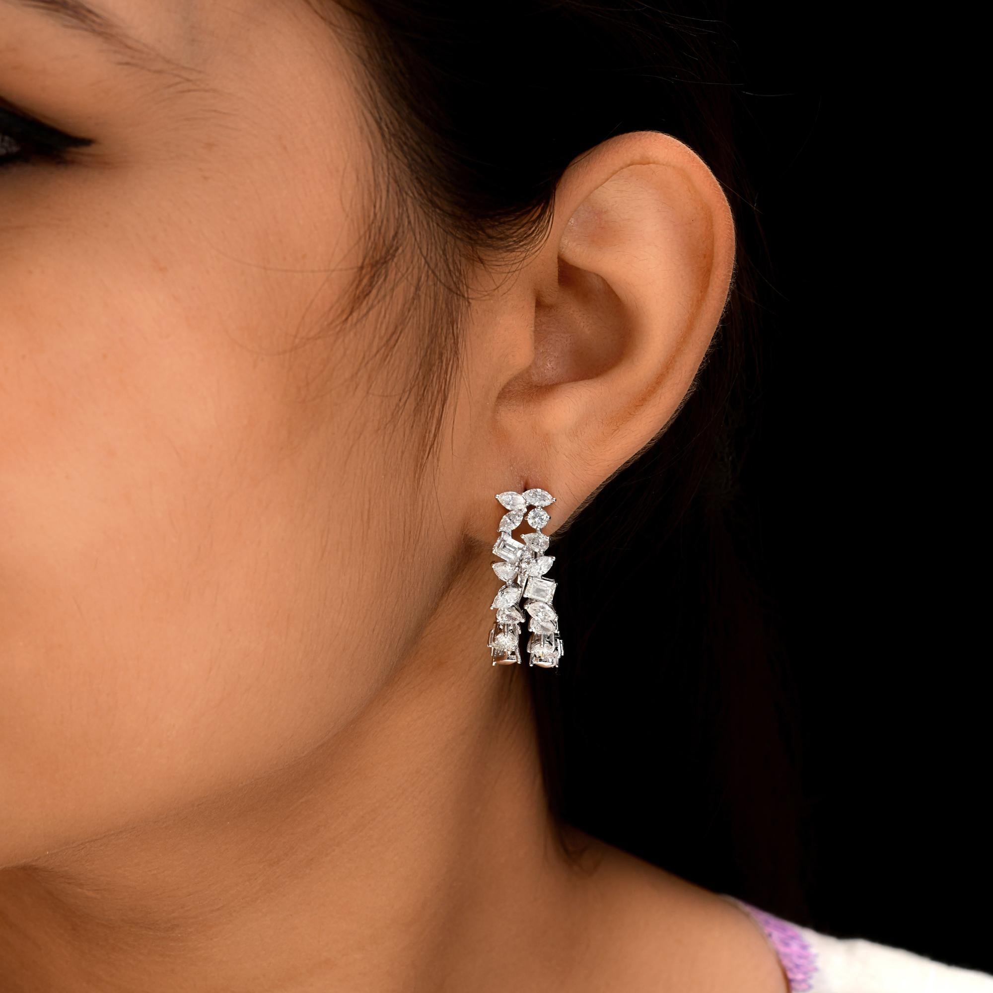 Natural 5.22 Carat SI/H Multi Shape Diamond Earrings 18 Karat White Gold Jewelry In New Condition For Sale In Diera, Dubai