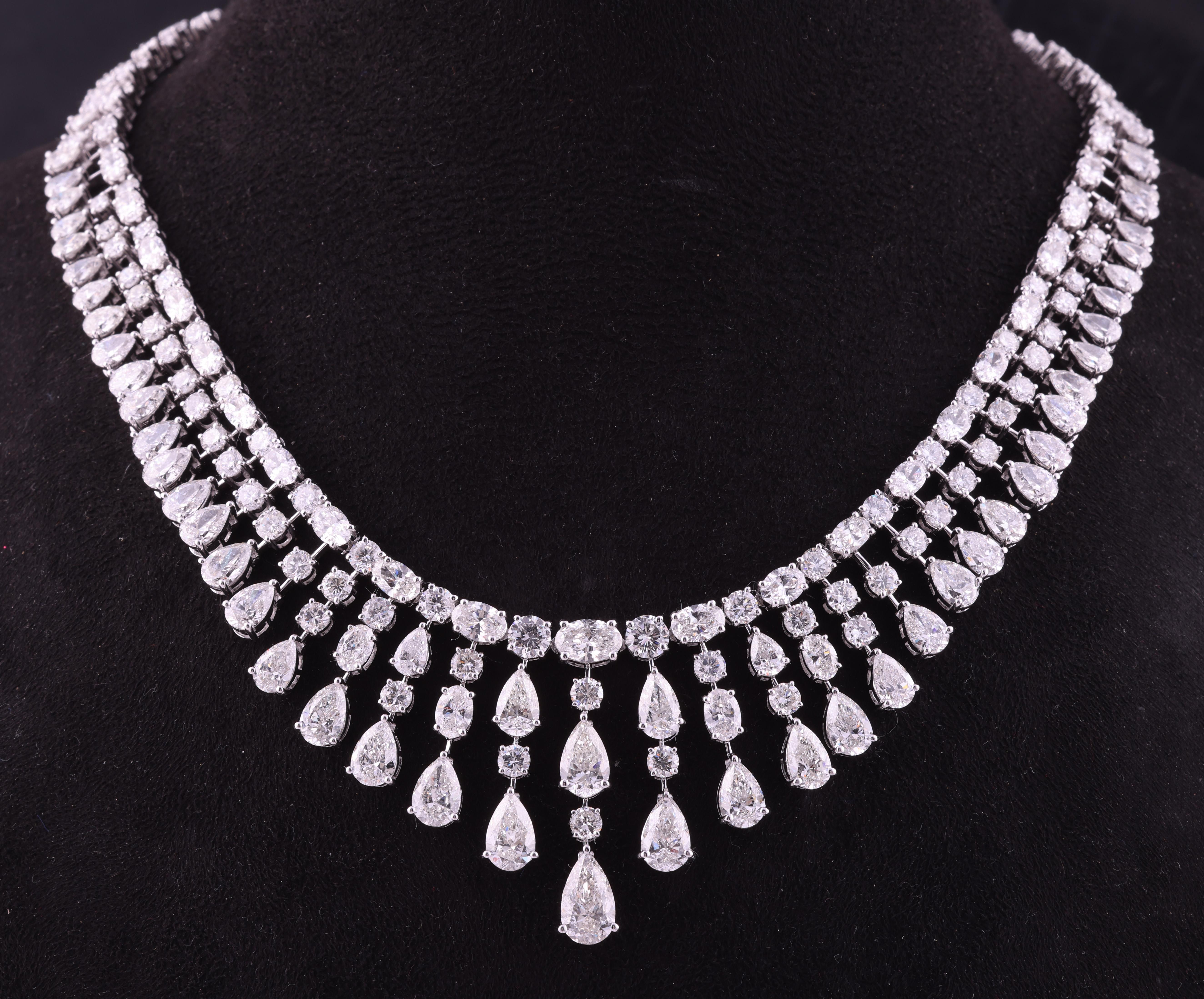 Collar de Diamantes Natural de 54.07 Quilates Claridad SI Color HI Oro Blanco 18 Kilates en Nuevo estado para la venta en Diera, Dubai