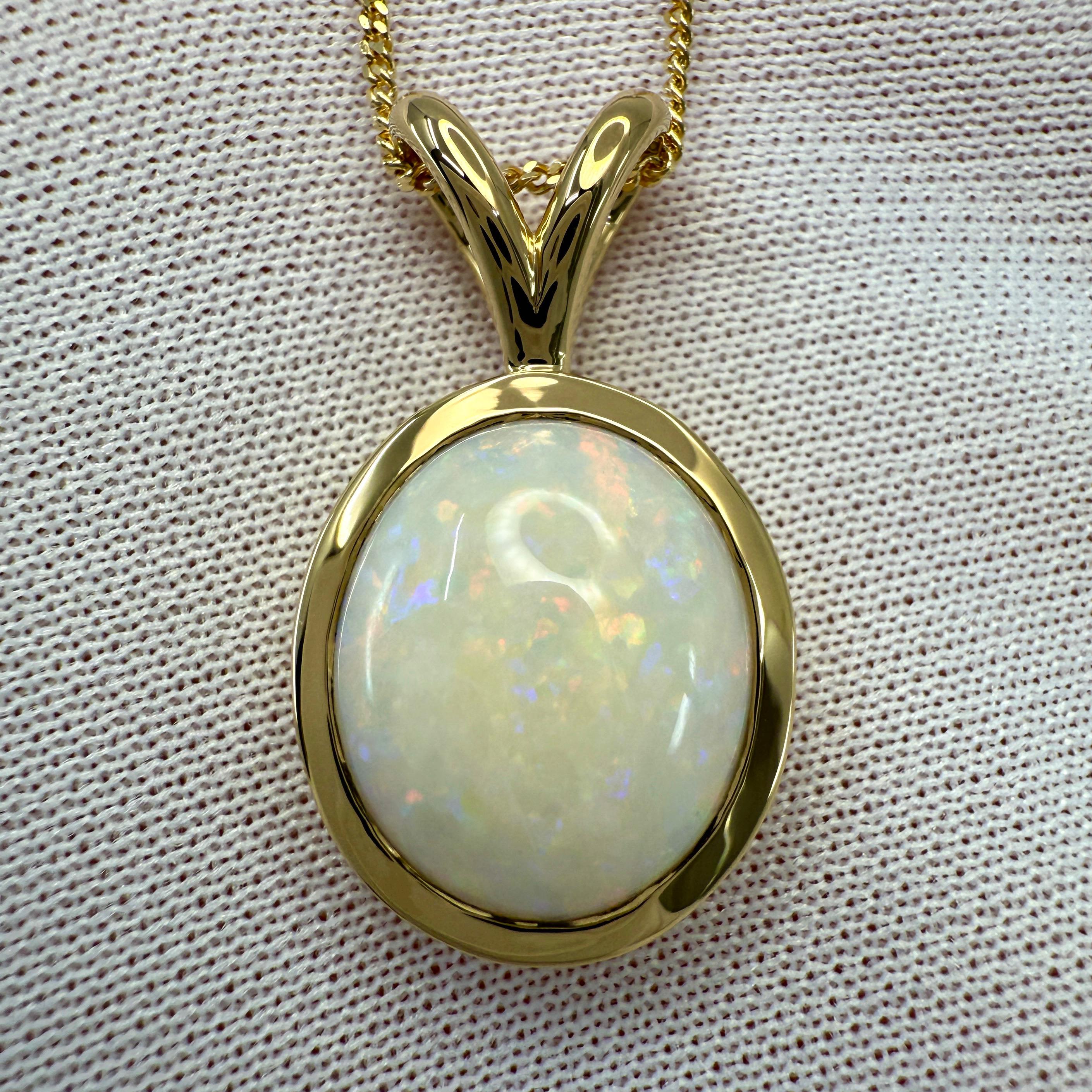 Collier pendentif en or jaune 18k Nature 5.47ct Australian Opal Oval Cabochon Unisexe en vente