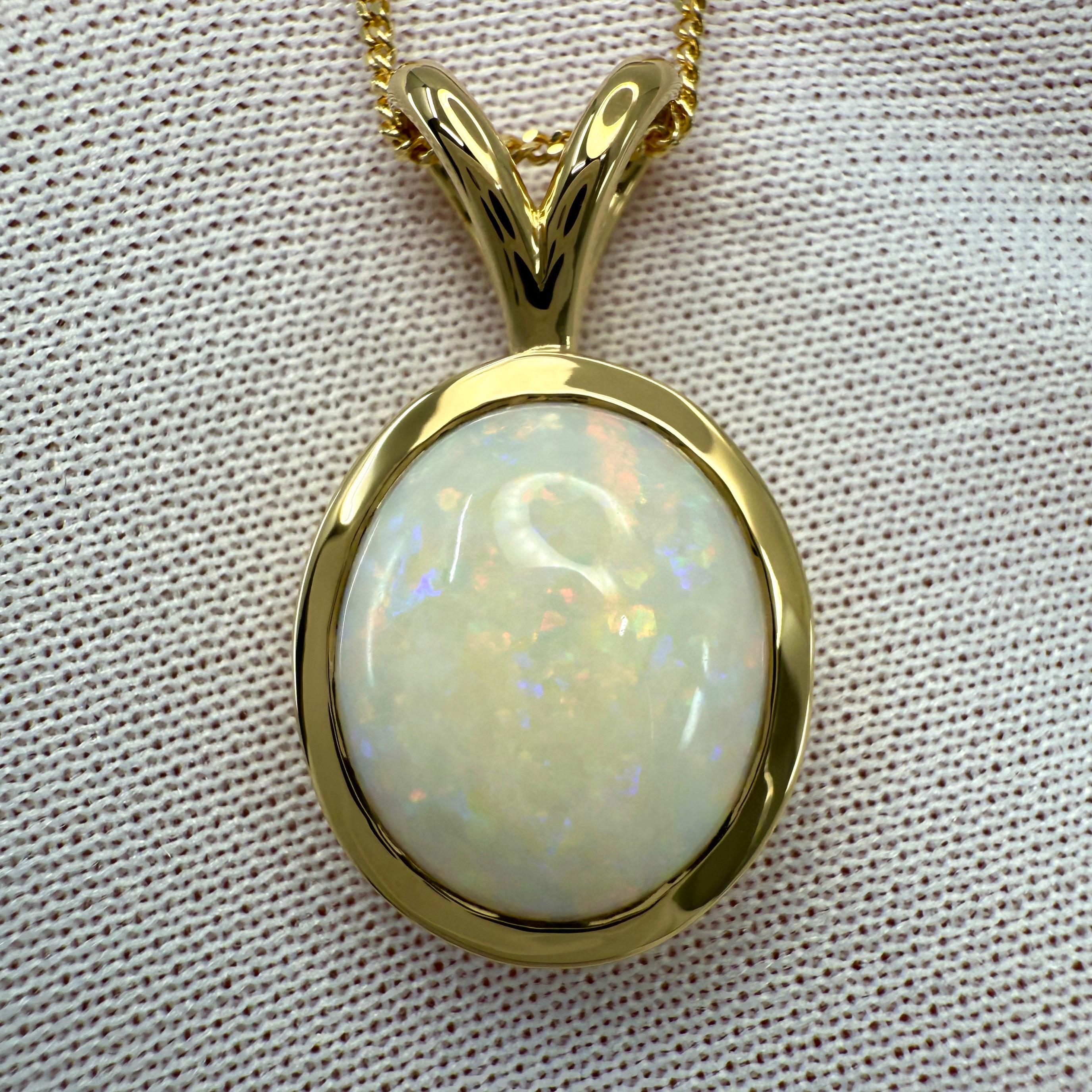 Collier pendentif en or jaune 18k Nature 5.47ct Australian Opal Oval Cabochon en vente 2