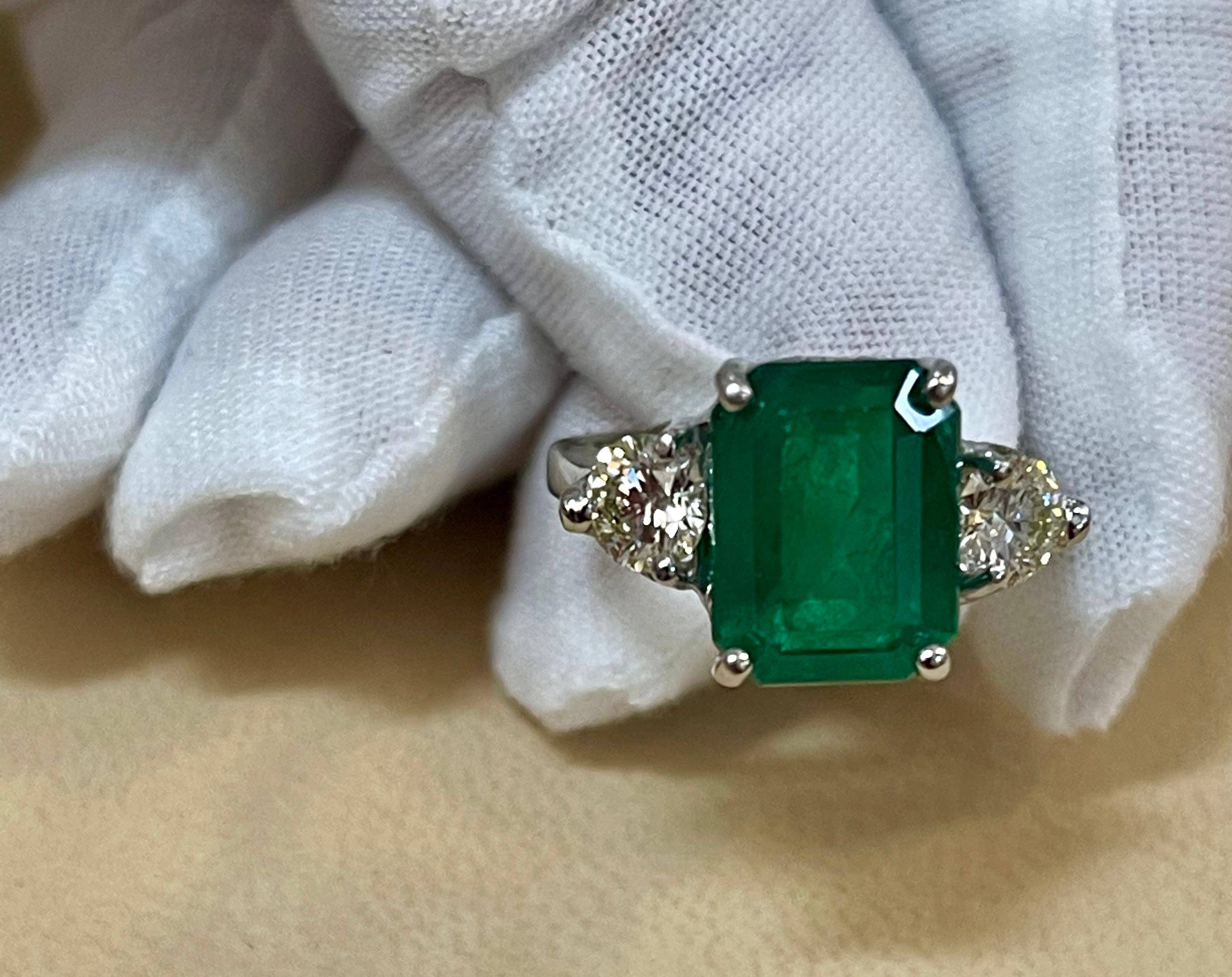 Women's Natural 5.5 Carat Emerald Cut Emerald & 1.06 Carat Diamond Ring Platinum