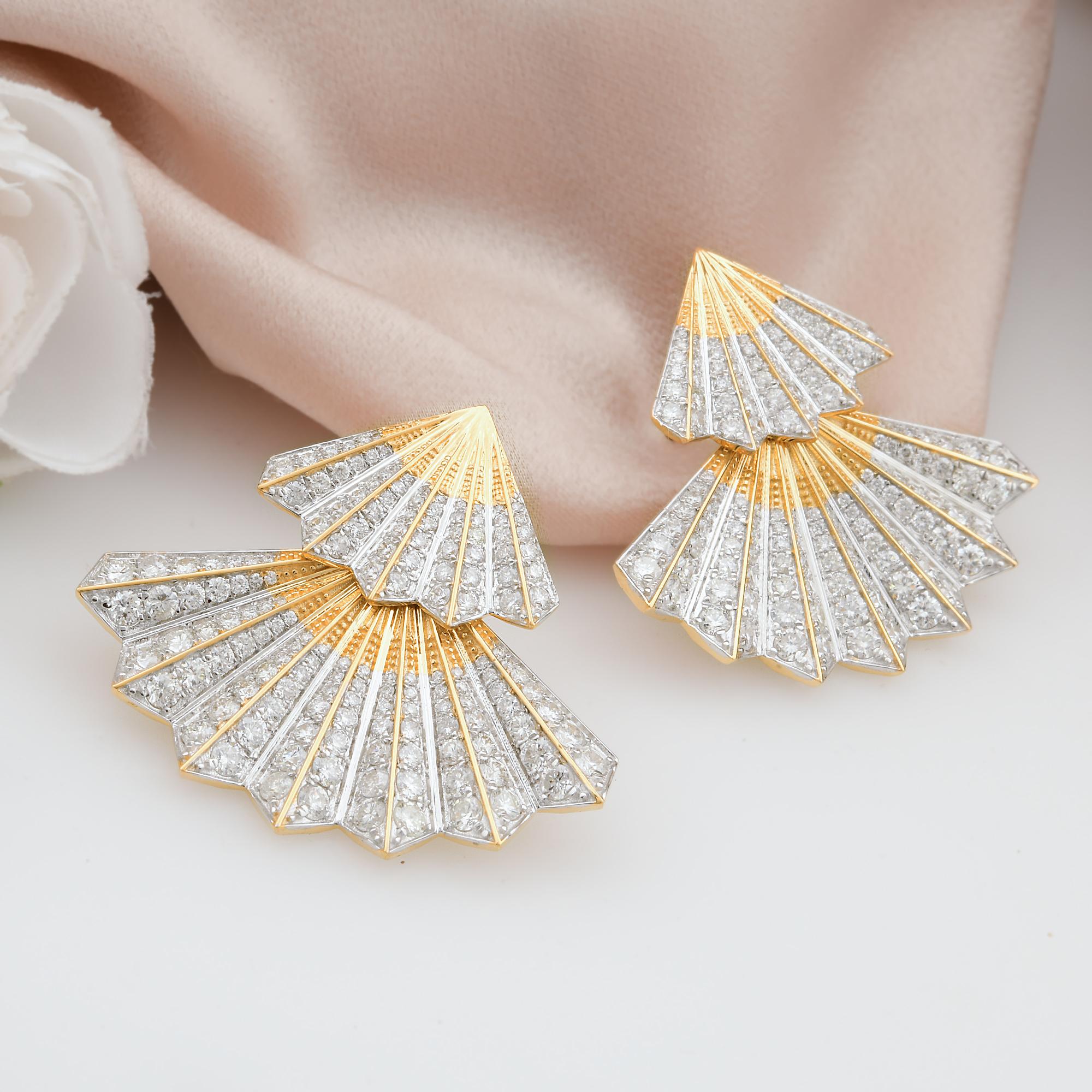 Pendientes de abanico japonés con pavé de diamantes naturales SI/H de 5,50 quilates Oro amarillo de 18k Corte redondo en venta