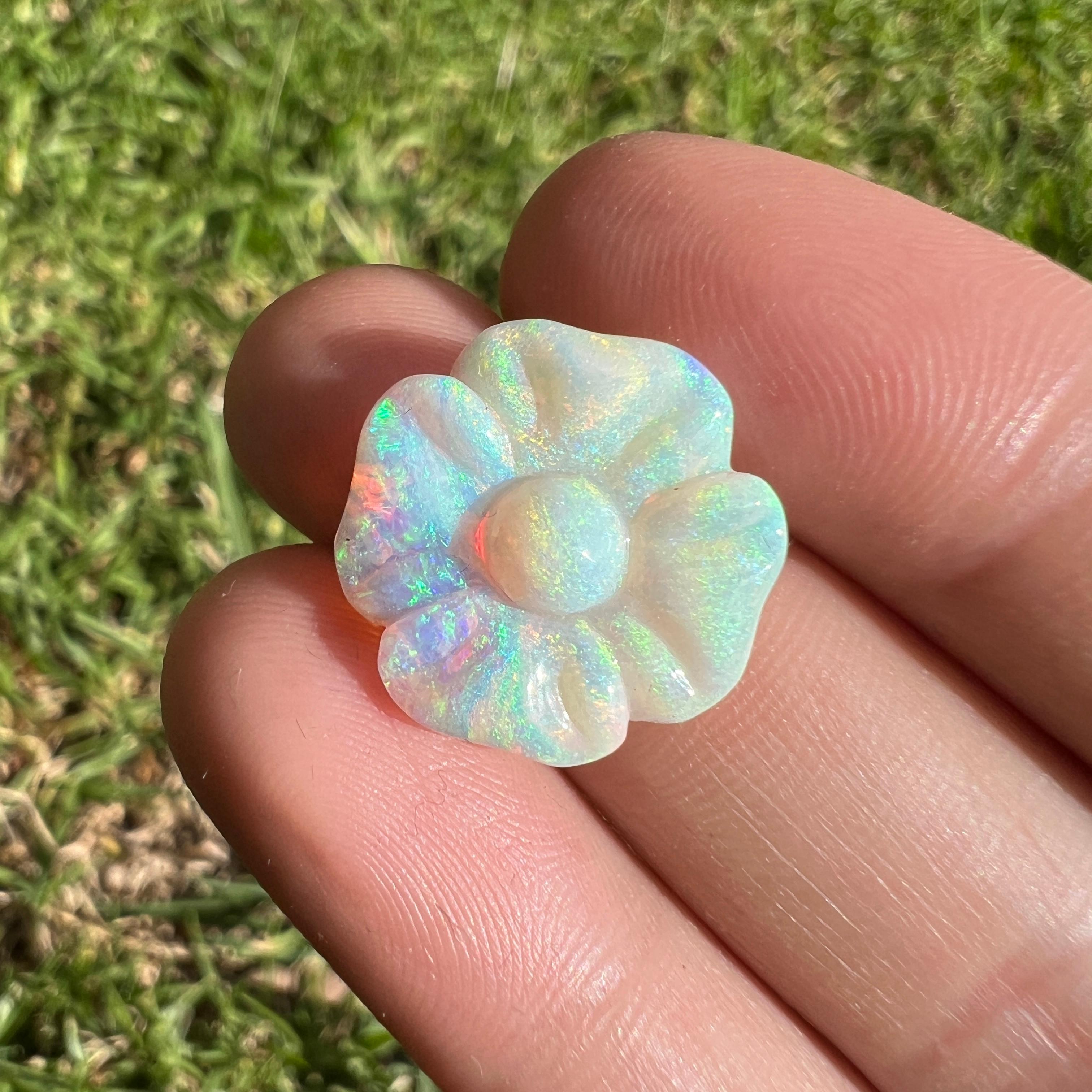 Natural 5.59 Ct Carved Fossilised Opal carved Flower mined by Sue Cooper For Sale 2