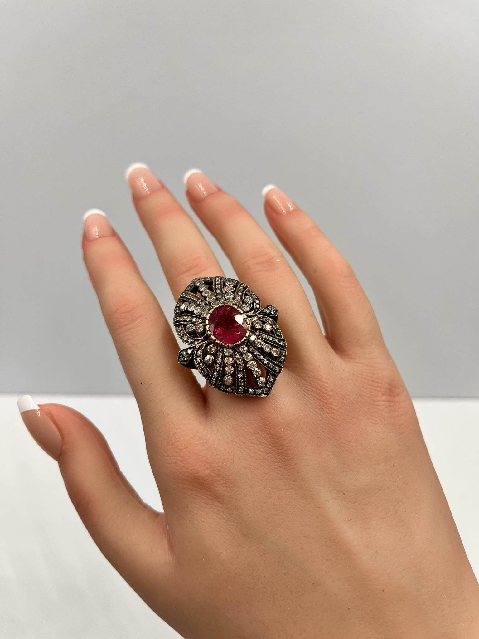 Natural 5.6 Carat Ruby and 1.90 Diamond 18K Gold Cocktail Ring For Sale 5