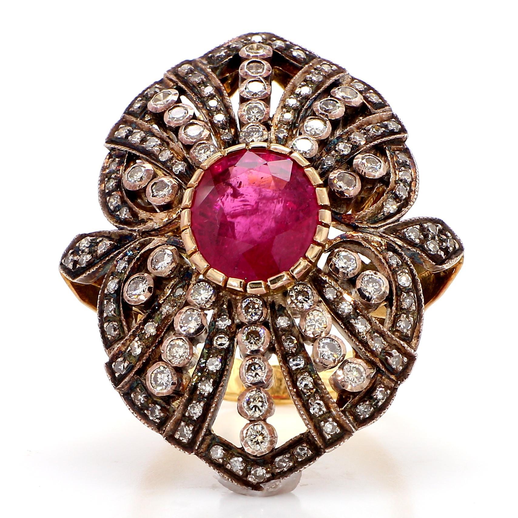 Edwardian Natural 5.6 Carat Ruby and 1.90 Diamond 18K Gold Cocktail Ring For Sale