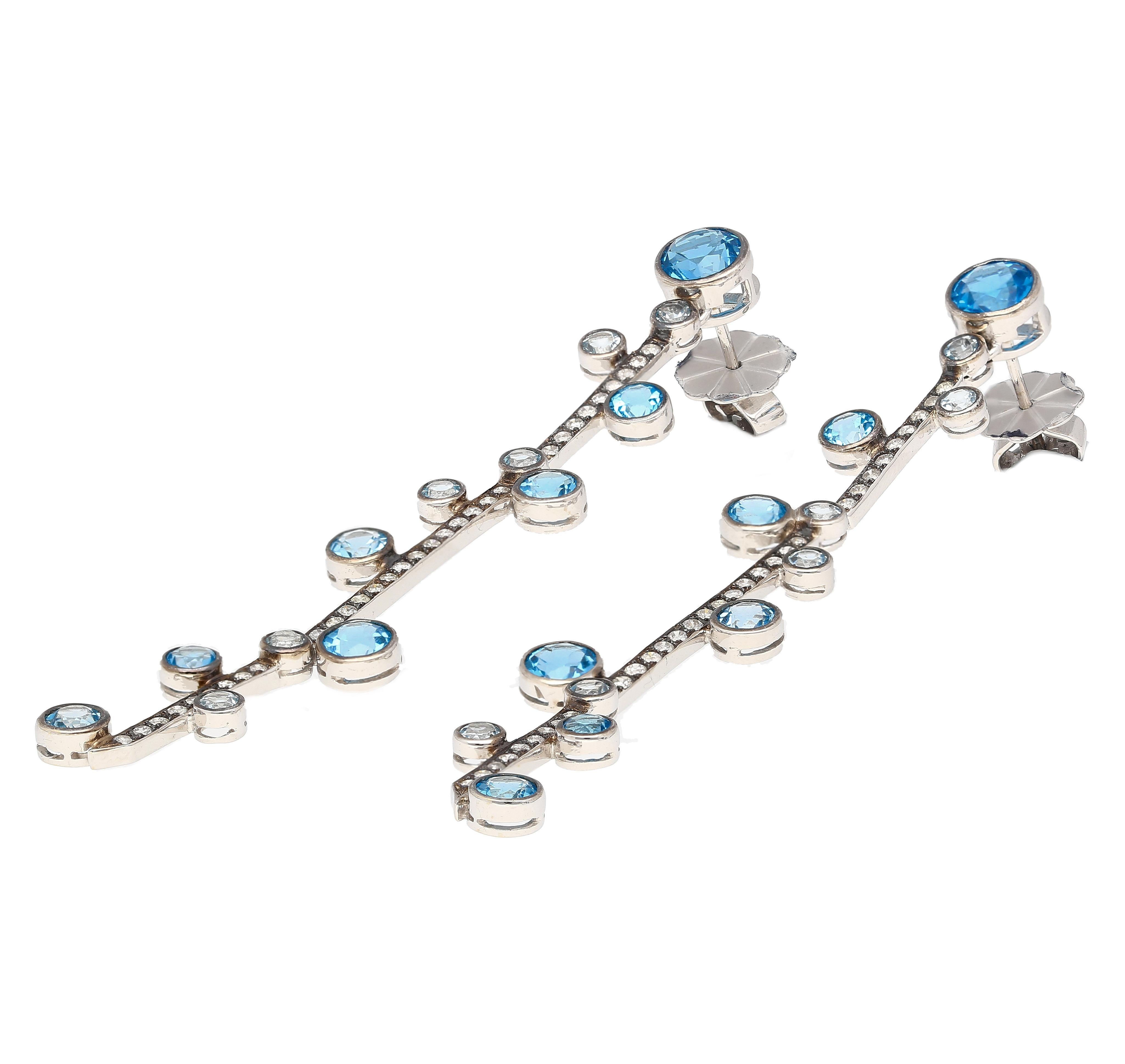 Natural 5.65 CTTW Blue Topaz & Diamond Dangle Drop Earrings in 18K White Gold In New Condition For Sale In Miami, FL