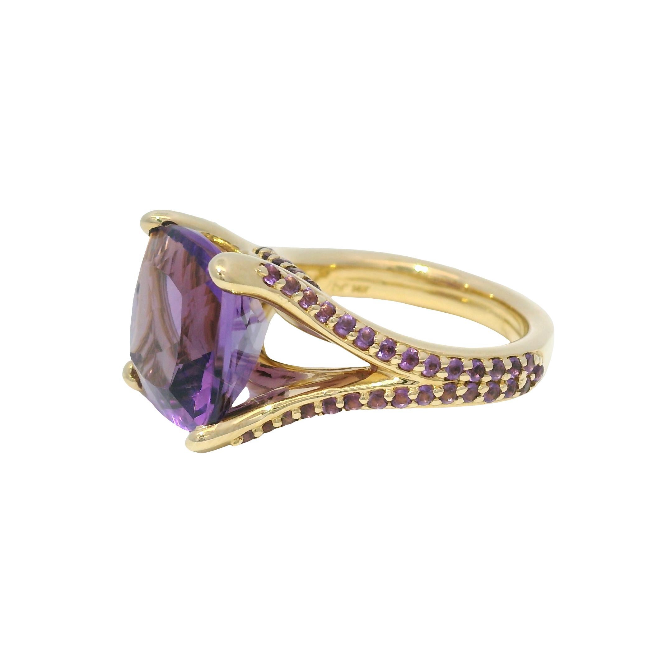 Nature 5.8 Carat Purple Amethyst 14-Karat Split Shank Ring In Stock Excellent état - En vente à Boca Raton, FL