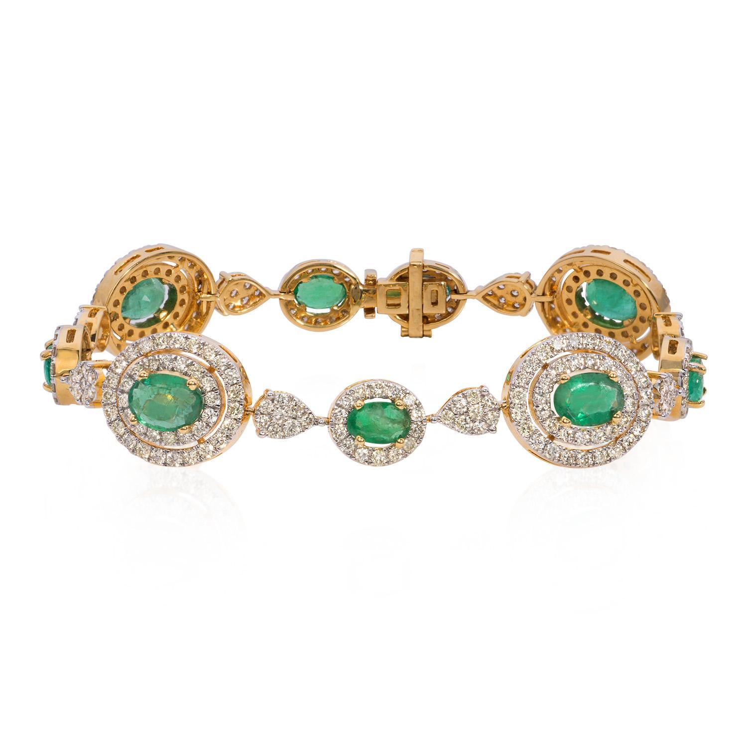 Taille ovale Bracelet en or 18K avec émeraude naturelle de 5,92 et diamant de 2,09 carats en vente