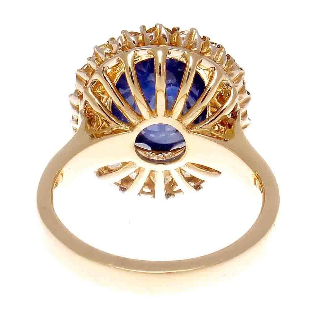Natural 6 Carat Cabochon Sapphire Diamond Gold Ring In Excellent Condition In Beverly Hills, CA