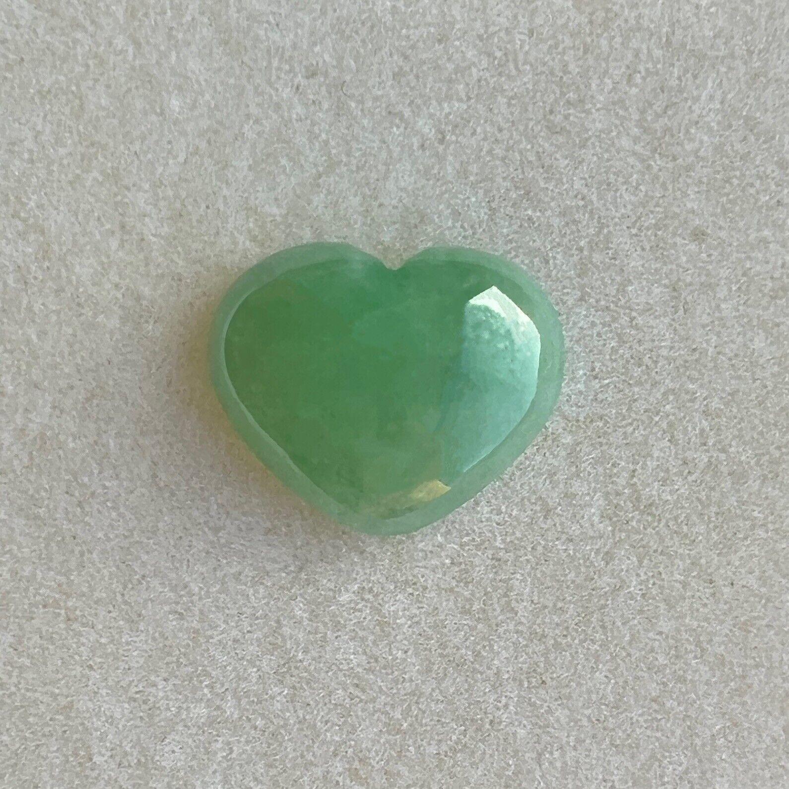 Women's or Men's Natural 6.03ct IGI Certified Green Jade ‘A’ Grade Heart Cabochon Loose Gem For Sale