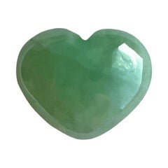 Natürlicher 6,03ct IGI-zertifizierter grüner Jade 'A' Grad Herz Cabochon Lose Edelstein