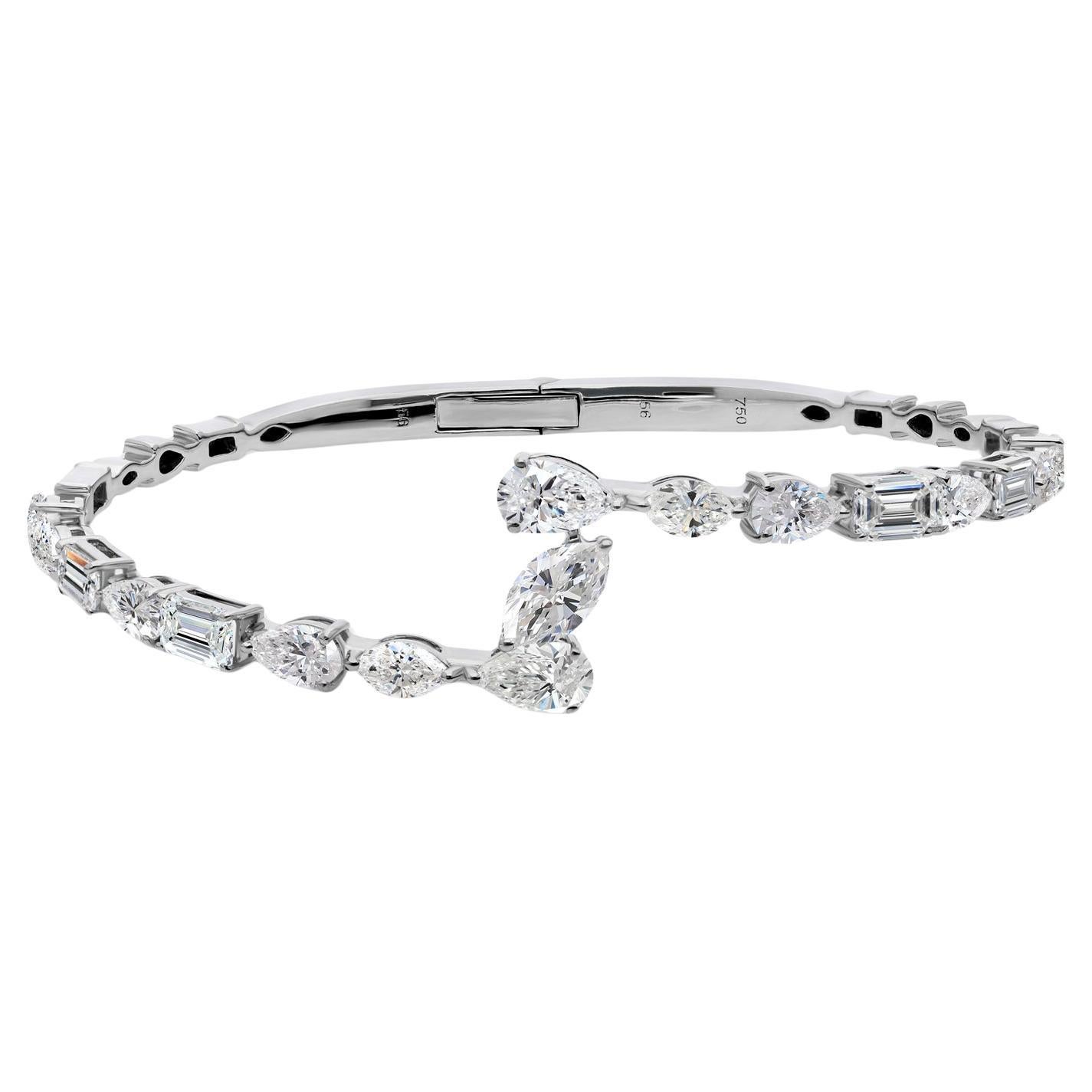 Natural 6.12 Carat SI/H Multi Diamond Bangle Bracelet 18 Karat White Gold