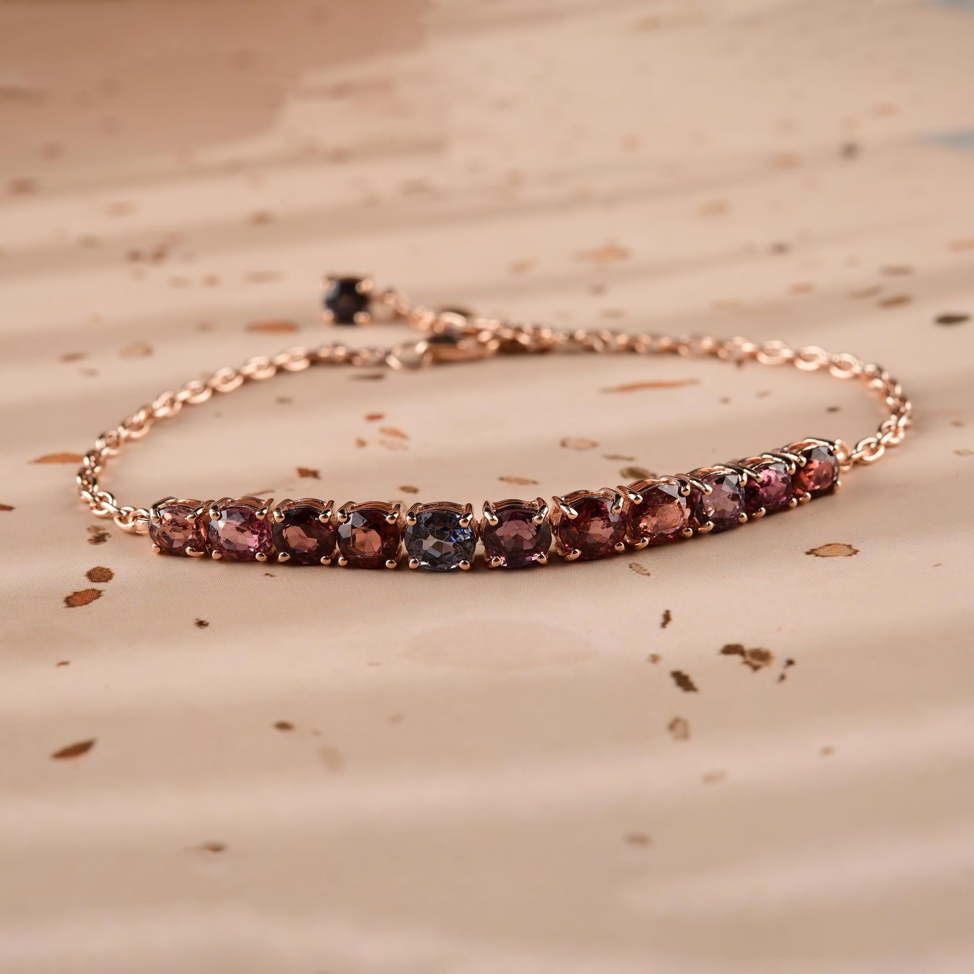Natural 6.27 Carat Multi Sapphire Gemstone Bracelet 14 Karat Rose Gold Jewelry In New Condition For Sale In Diera, Dubai