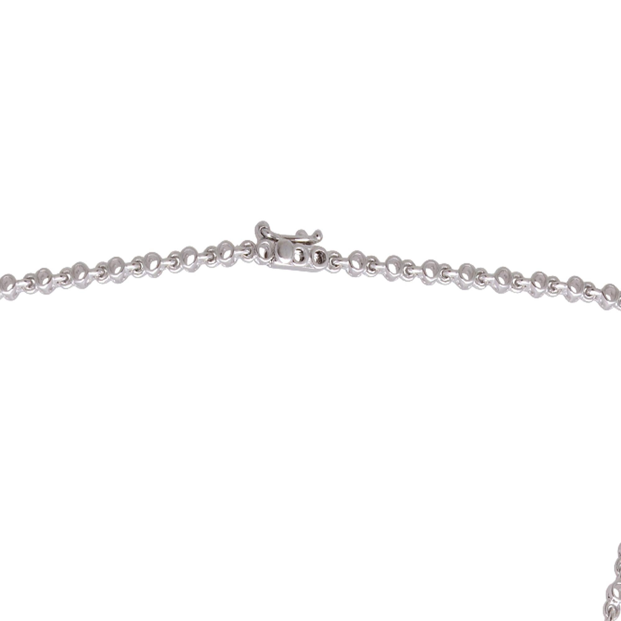 Natürlicher 6,29 Karat Smaragd-Charm-Anhänger 18k Weißgold 4,10 Karat Diamant-Halskette im Zustand „Neu“ im Angebot in Diera, Dubai