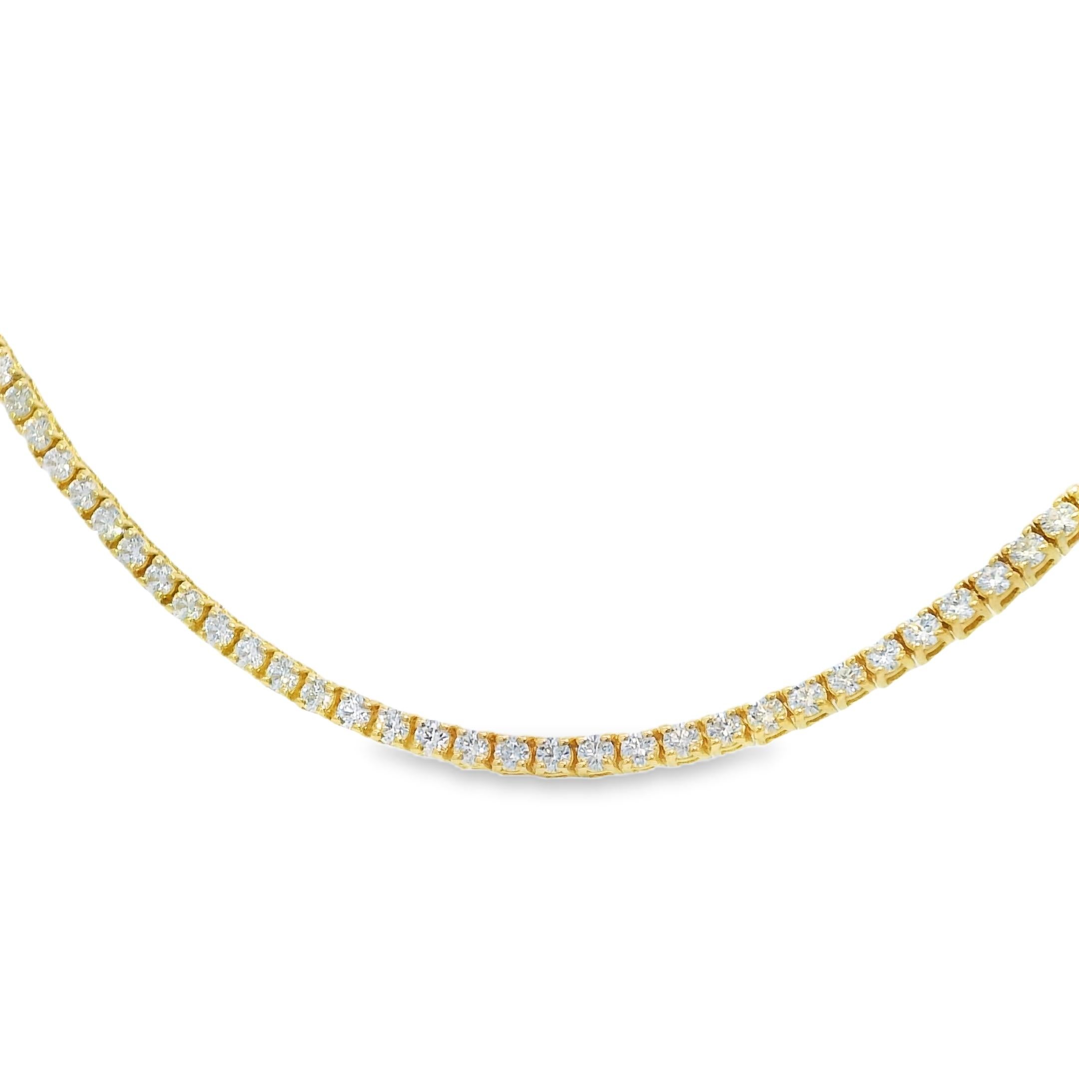 Natural 6.5 Carat Diamond 4-Prong 14-Karat Tennis Necklace In Stock (Moderne) im Angebot