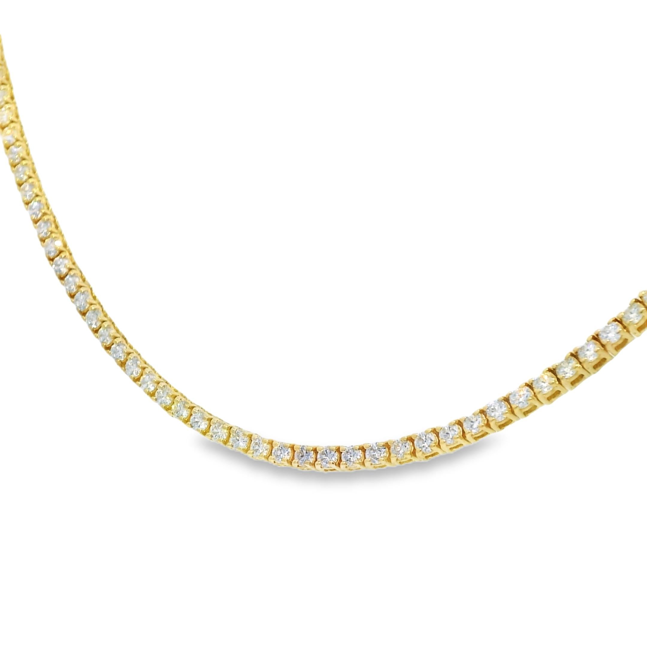Natural 6.5 Carat Diamond 4-Prong 14-Karat Tennis Necklace In Stock (Rundschliff) im Angebot