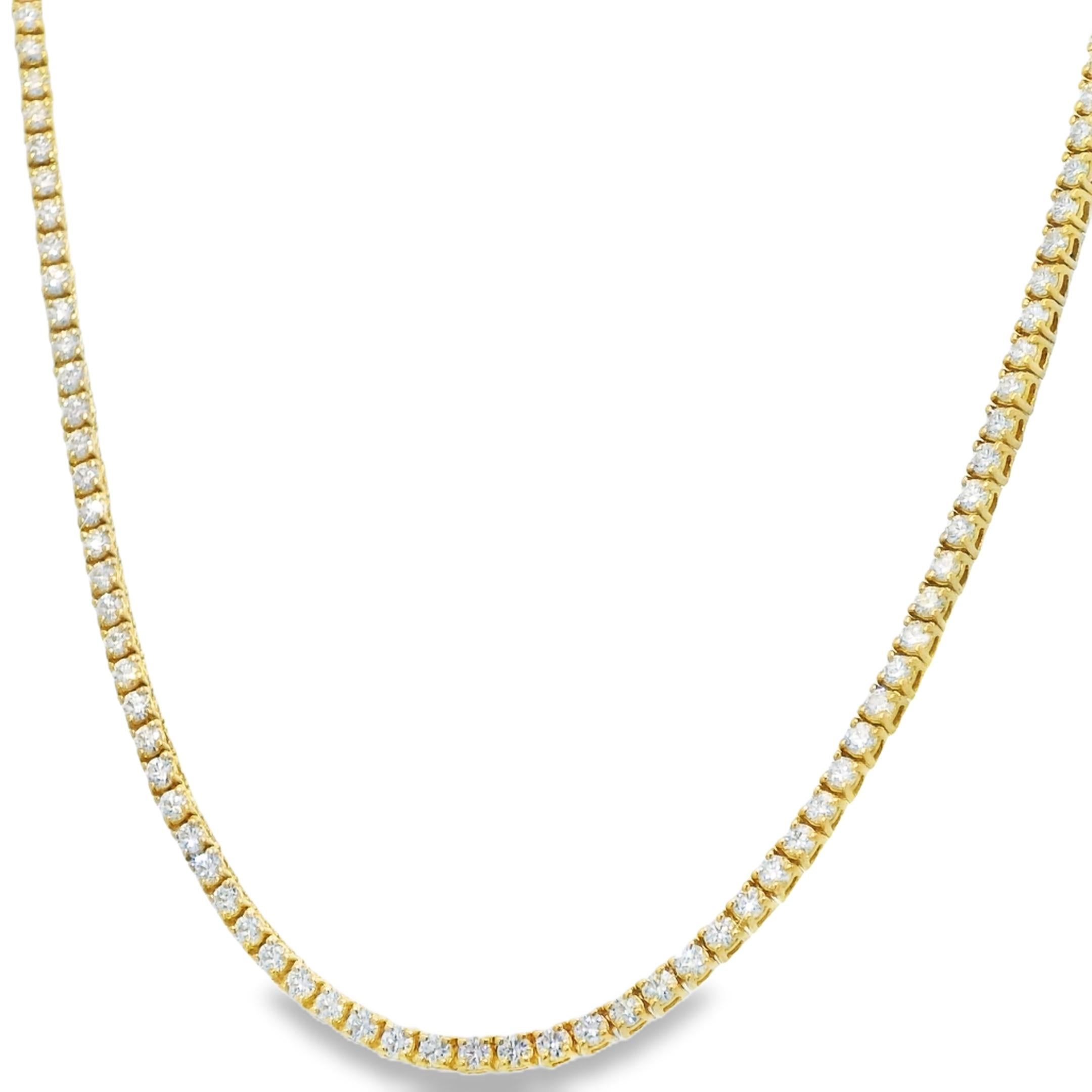 Natural 6.5 Carat Diamond 4-Prong 14-Karat Tennis Necklace In Stock im Angebot 3