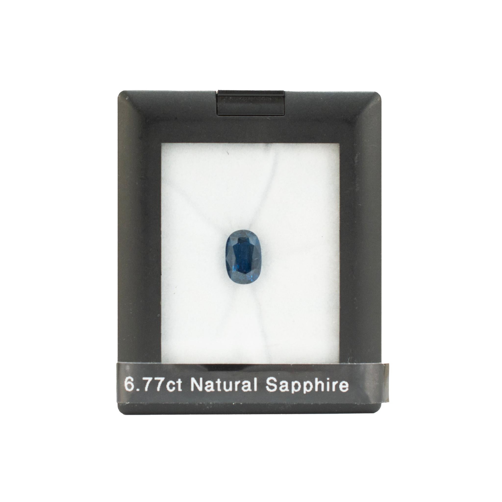 Natürlicher 6.77ct Agl Oval Form Schliff Blauer Loser Saphir im Angebot 1