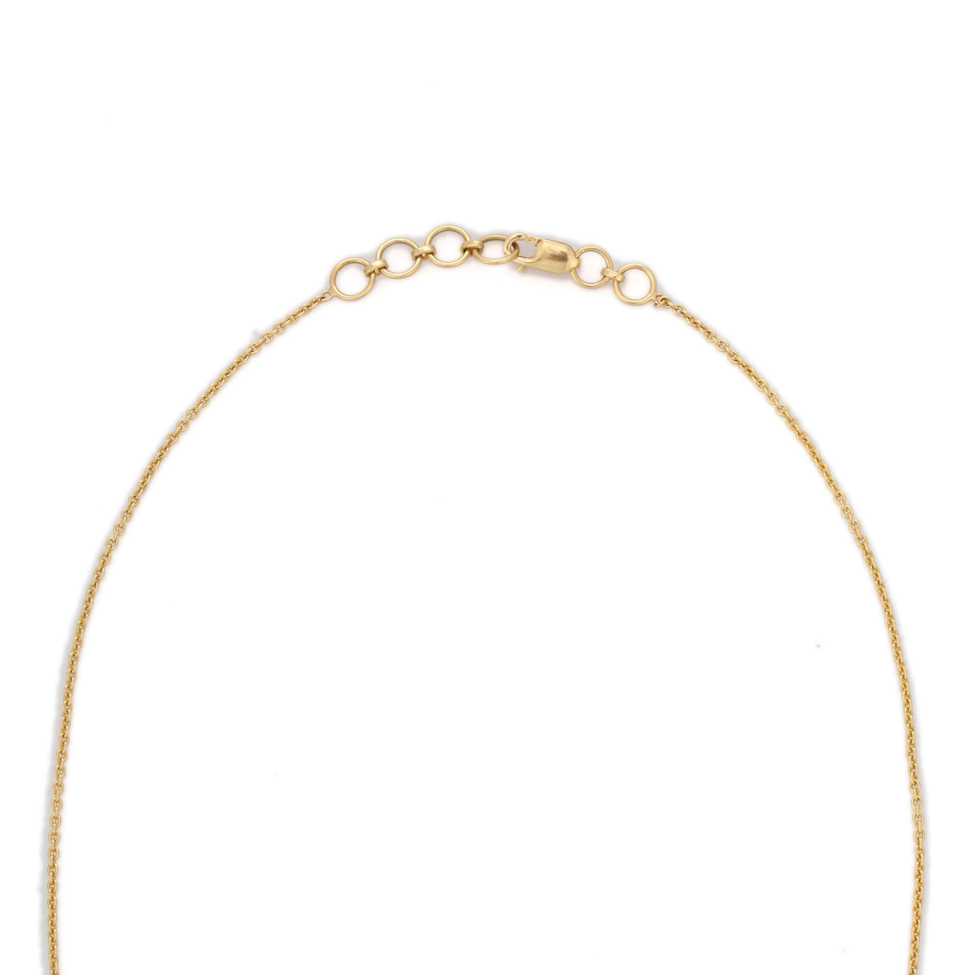 Art déco Collier à breloques perles en or jaune 18 carats avec émeraudes naturelles de 7,41 carats en vente