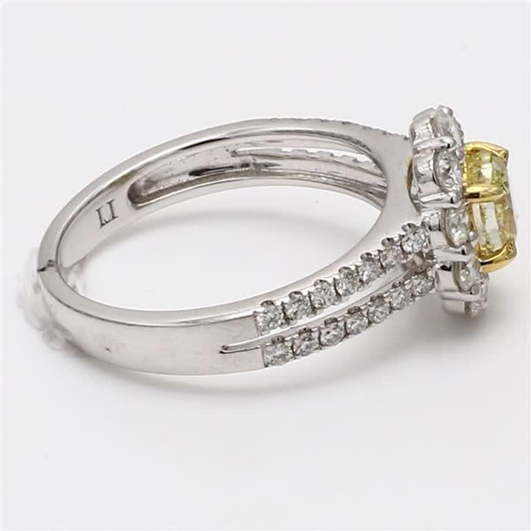 Natural Yellow Oval and White Diamond 1.57 Carat TW Gold Cocktail Ring In New Condition In New York, NY