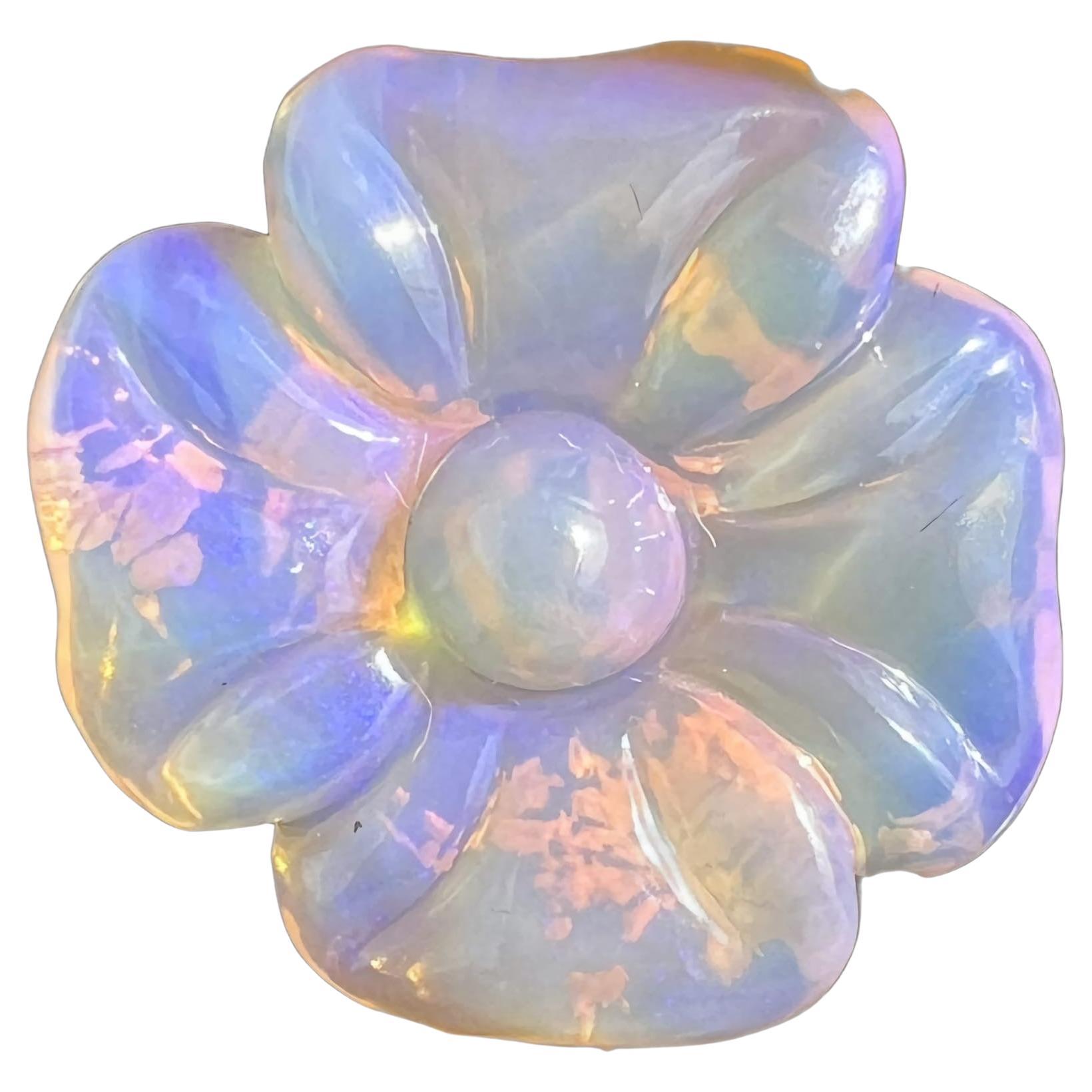Natural 7.61 Ct Australian carved flower opal mined by Sue Cooper For Sale