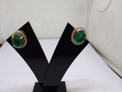 Ohrringe aus 14-karätigem Gold mit einem natürlichen Smaragd (7 CTS) und einem Diamanten (0,43 CTS)