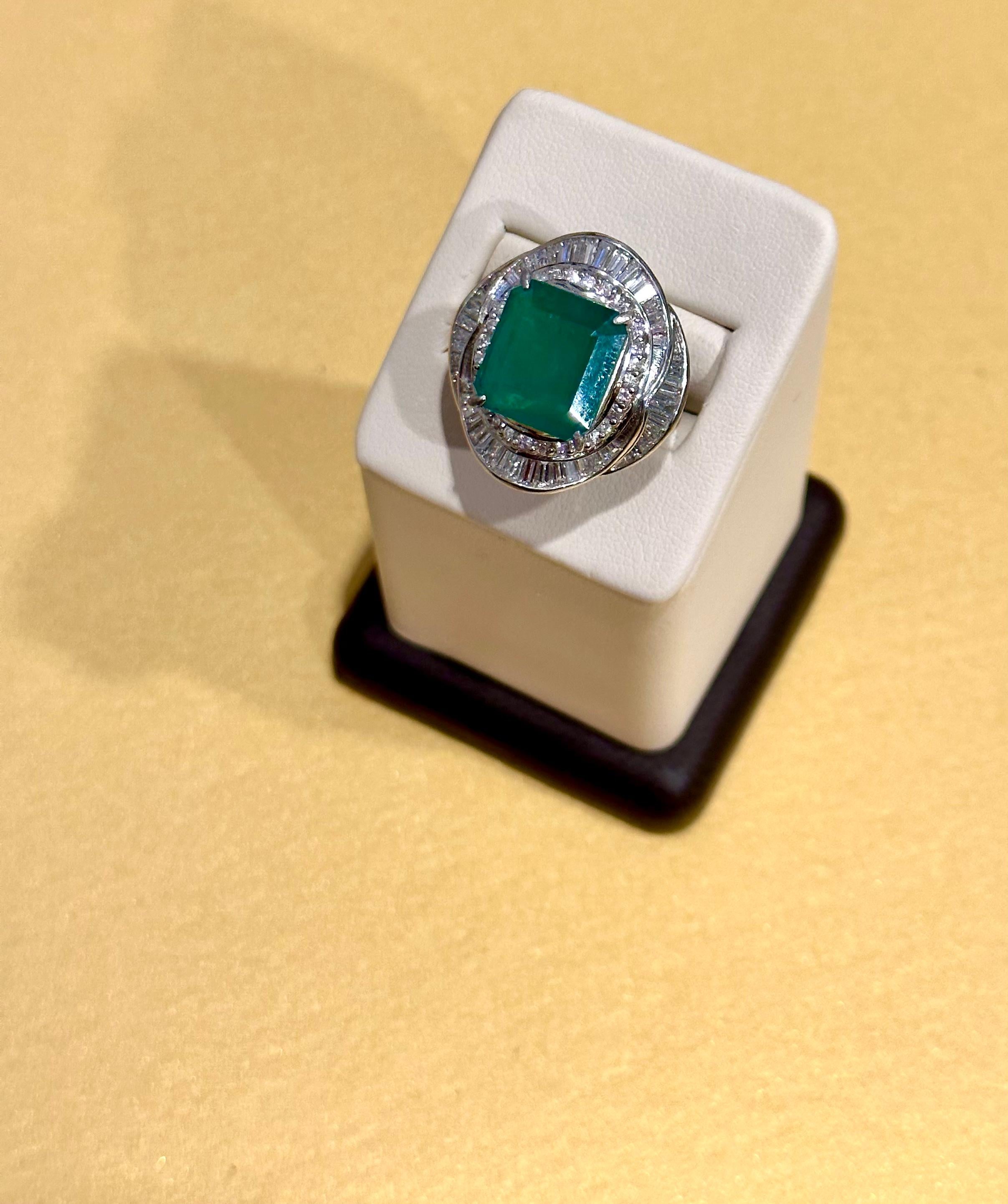 Natural 8 Carat Emerald Cut Zambian Emerald & Diamond Ring in Platinum, Estate For Sale 6