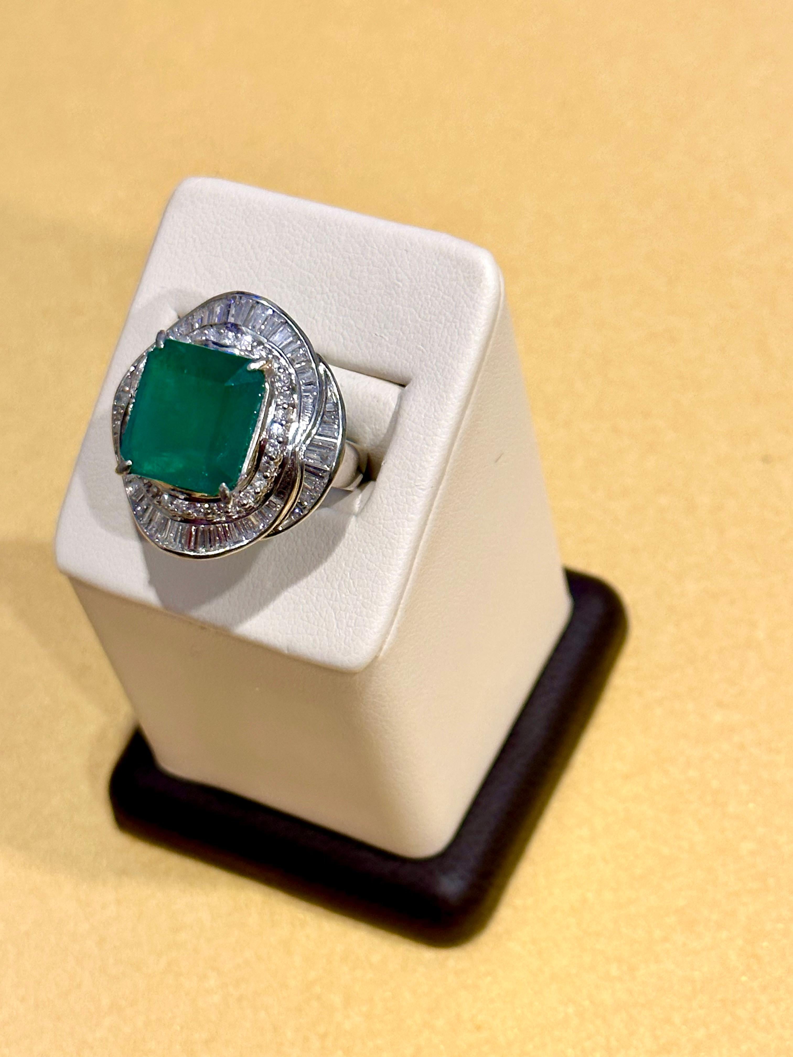 Natural 8 Carat Emerald Cut Zambian Emerald & Diamond Ring in Platinum, Estate For Sale 7