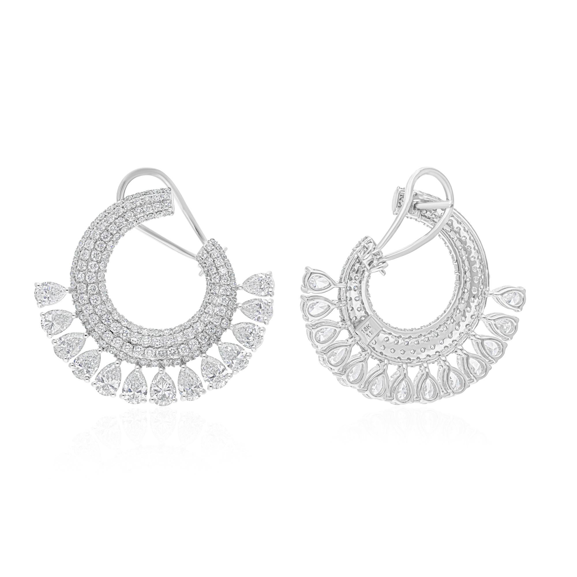 Code de l'article :- SEE-11766Q
Poids brut :- 13.93 gm
Or blanc massif 18k Poids :- 12.24 gm
Poids du diamant Nature :- 8.45 carat  ( DIAMANT MOYEN DE PURETÉ SI1-SI2 ET DE COULEUR H-I )
Boucles d'oreilles :- 34x30 mm approx.

✦