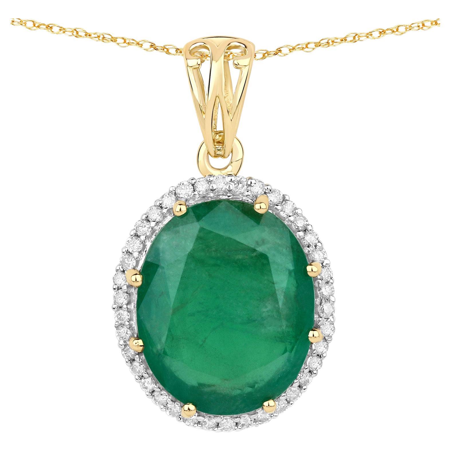 57 Carat 14K Huge Yellow Gold Emerald Crystal Pendant For Sale at