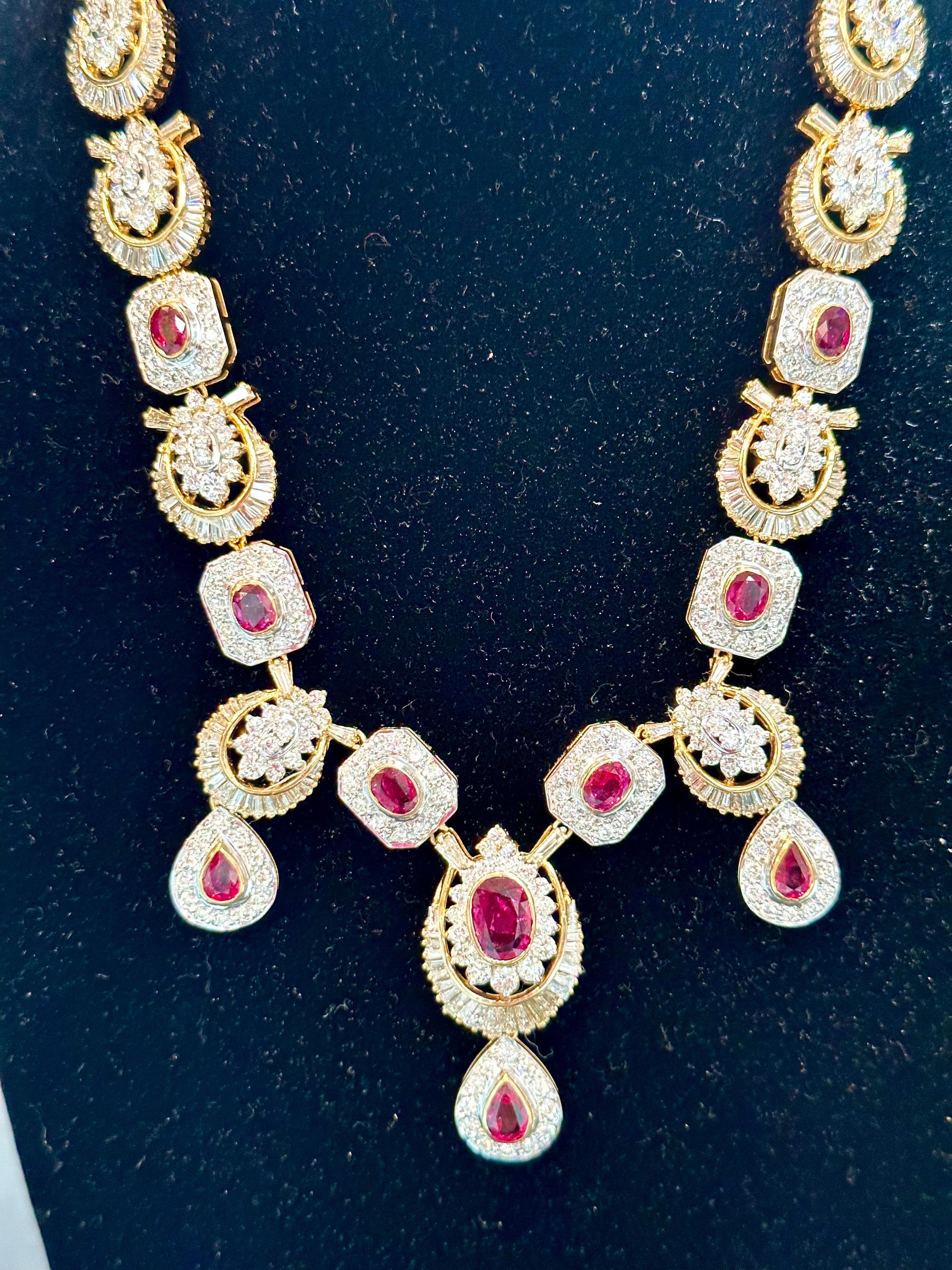 Natural 8 Ct Ruby & 38 Ct Diamond Necklace 18 Karat Yellow Gold 111 Grams , 18 