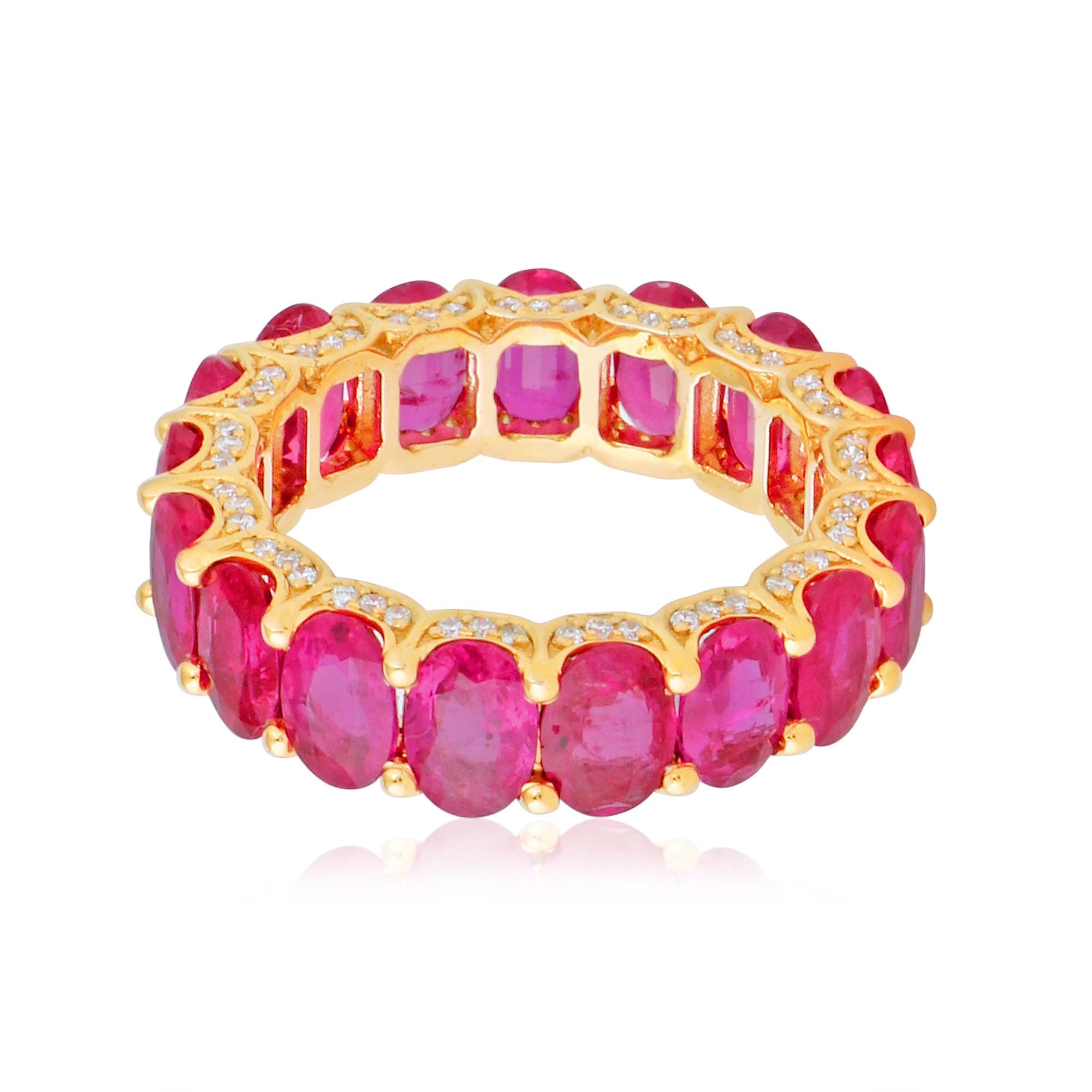 En vente :  Nature 8.39 Carat Ruby 0.40 Carat Diamond Eternity Band Ring 18k Yellow Gold 4
