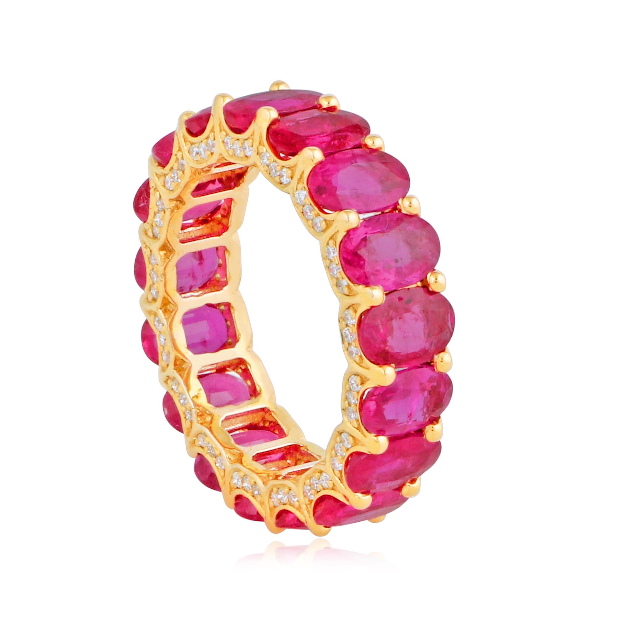 En vente :  Nature 8.39 Carat Ruby 0.40 Carat Diamond Eternity Band Ring 18k Yellow Gold 5