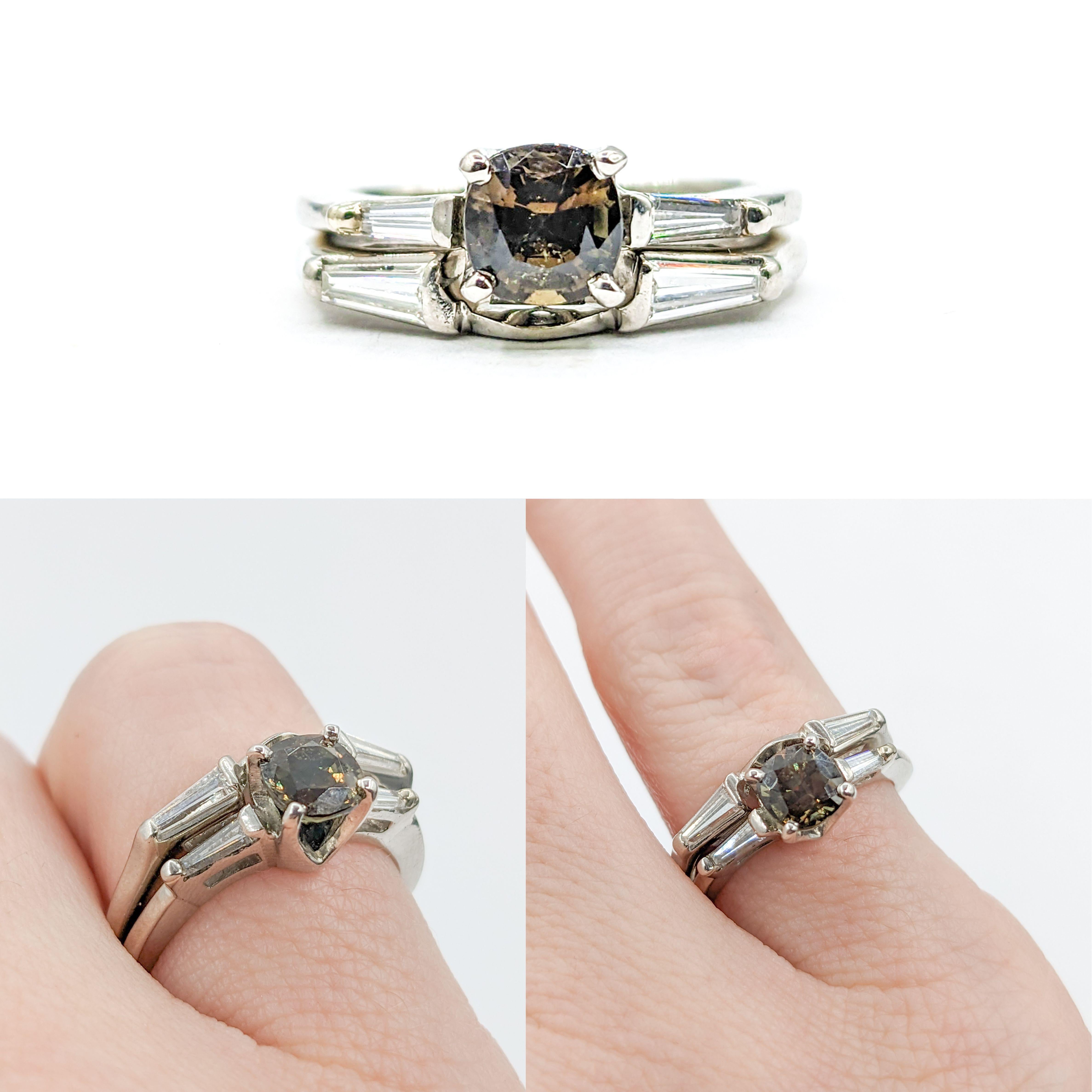 Natural .83ct Alexandrite & Diamond Ring Platinum Gold

We are proud to unveil this stunning Ring, meticulously crafted from 950pt Platinum and featuring .33ctw Diamonds. These radiant Diamonds boast SI clarity and are of a Near Colorless quality,